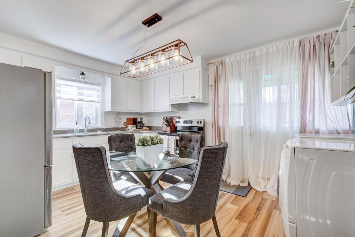 Modern & Equipped Paradise Near Hopital Maisonneuve Apartment Montreal