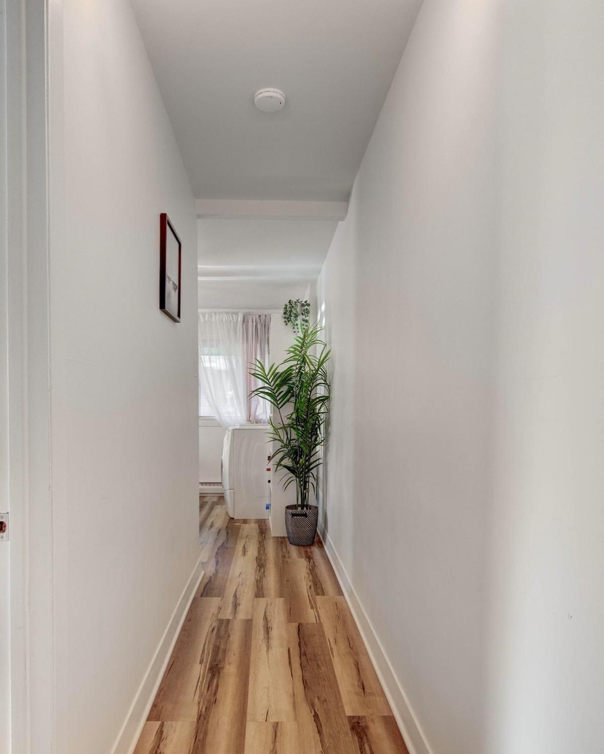 Apartment Modern & Equipped Paradise Near Hopital Maisonneuve