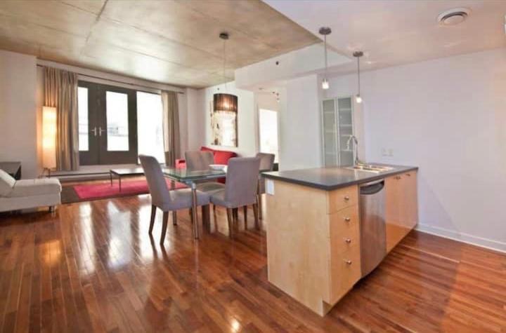 Apartment Chic Downtown 2 Bed 2 Bath Free Indoor Parking *