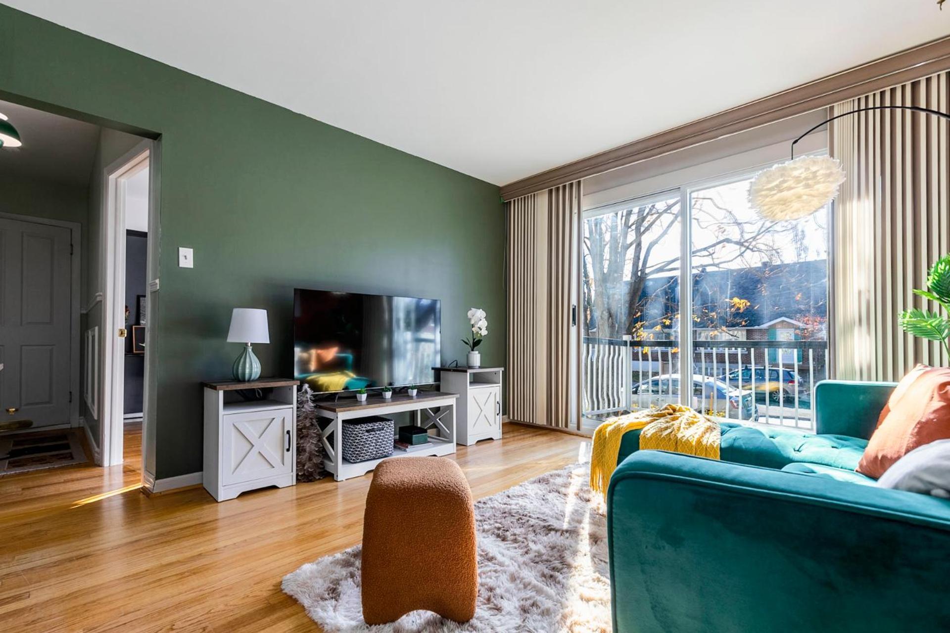 Cozy Entire Apartment-3min Walk To Metro-free Parking-botanical Garden-biodome * Montreal