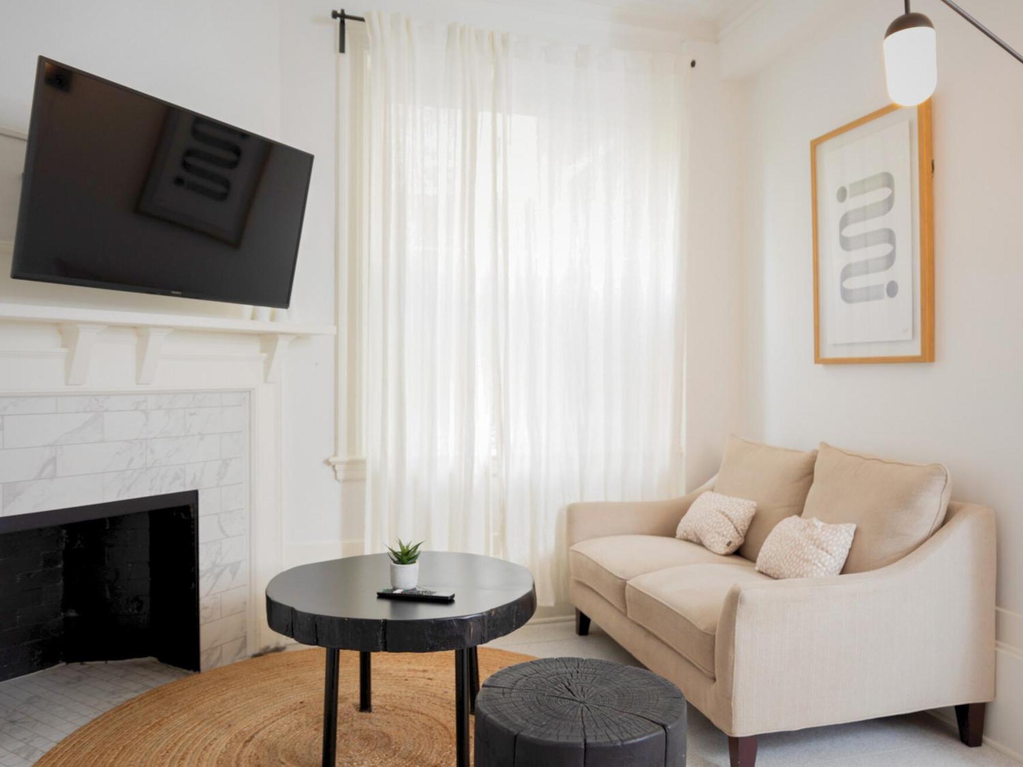 Ch-apartments, Downtown * Montreal