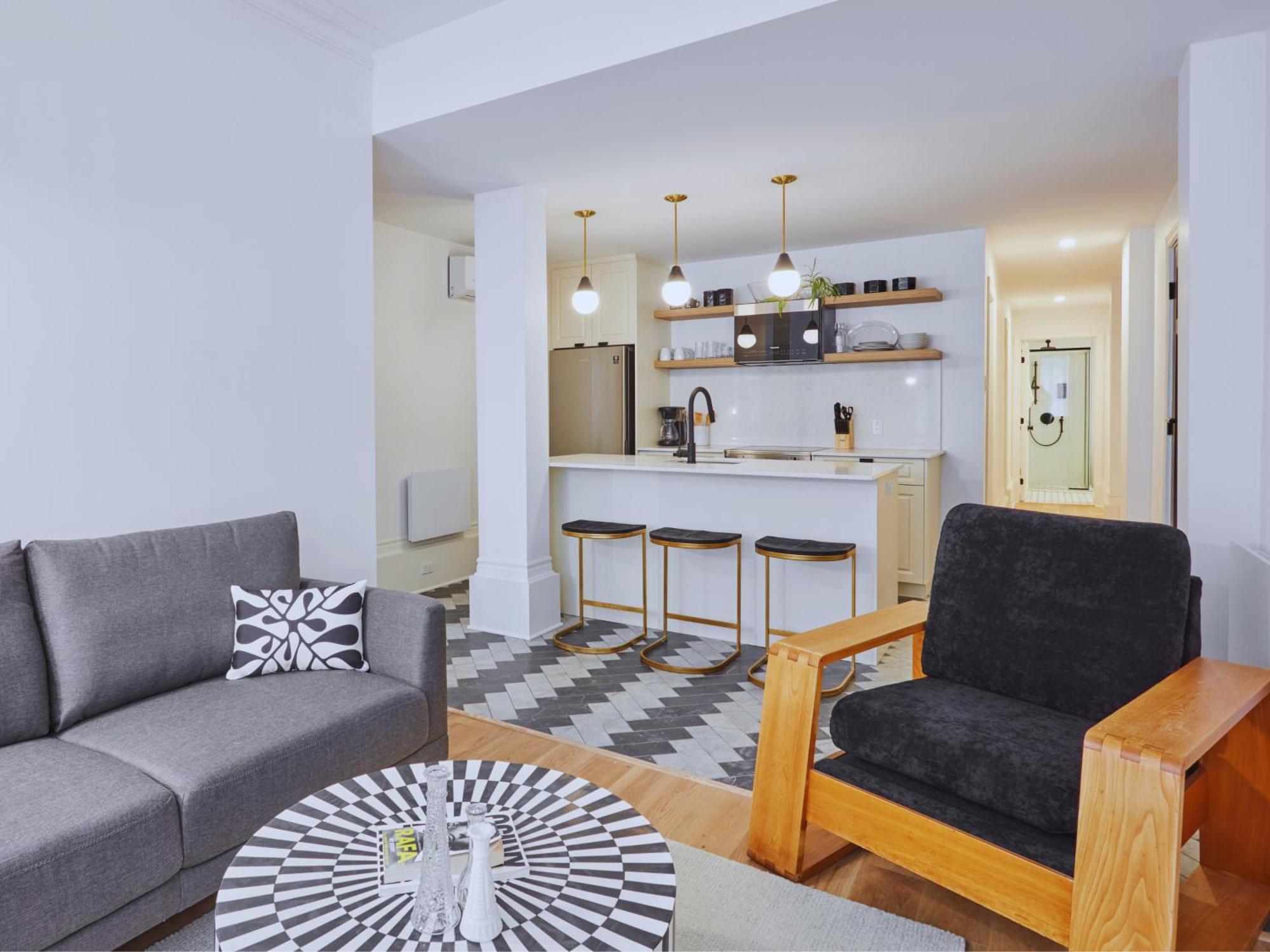 Ch-apartments, Downtown Apartment