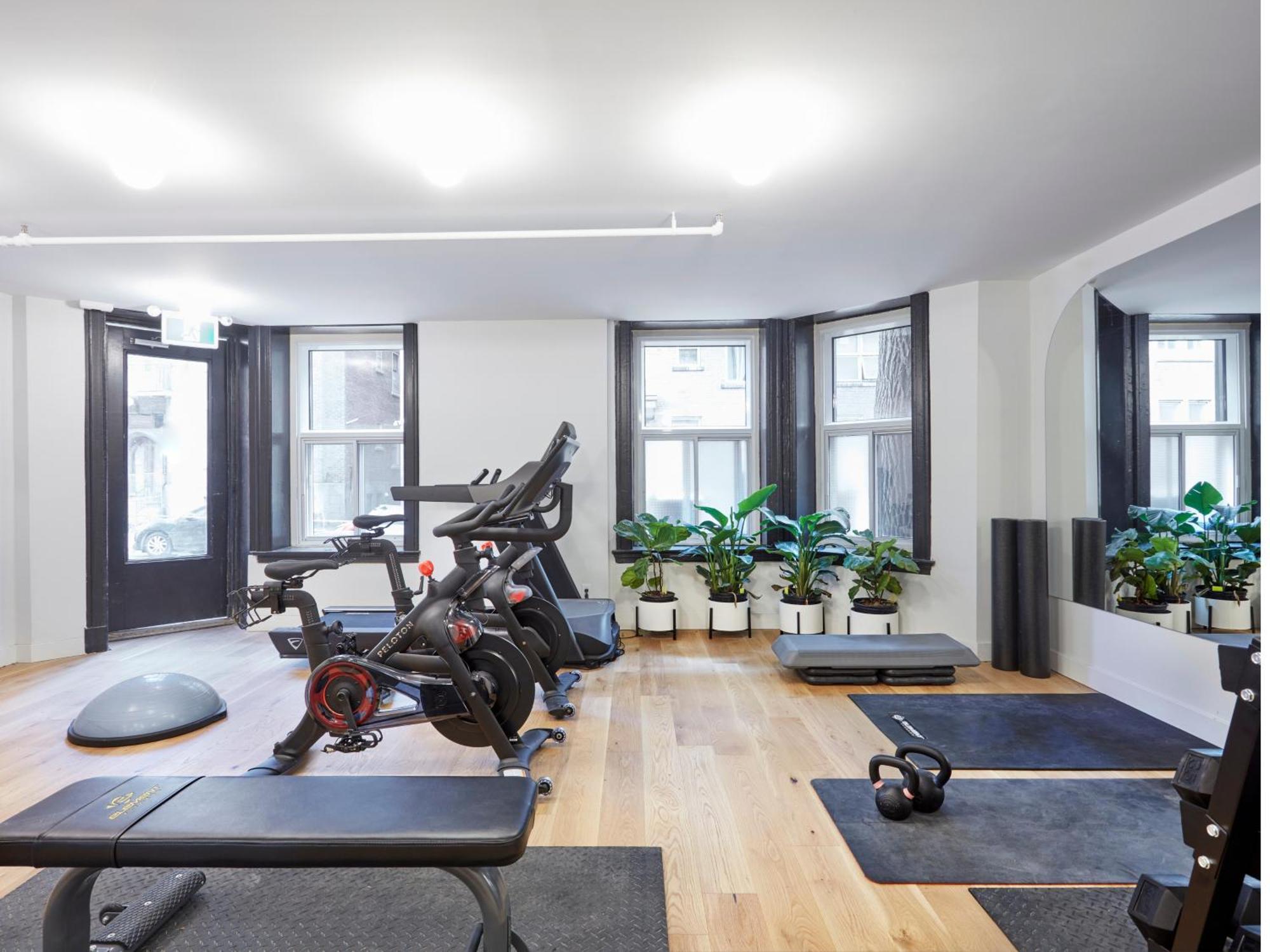 Ch-apartments, Downtown Montreal