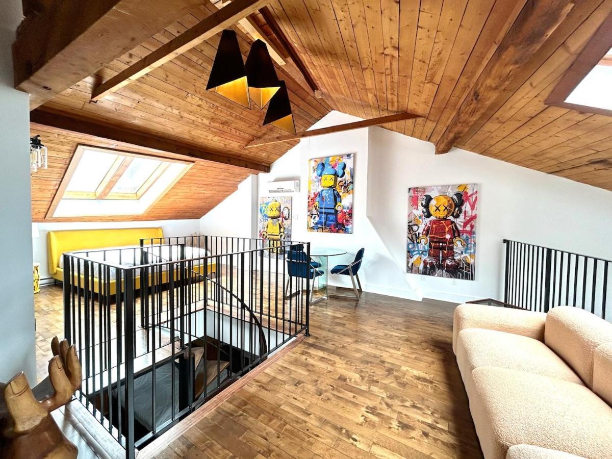 Apartment 3 Floor Waterfront Ph Old Mtl