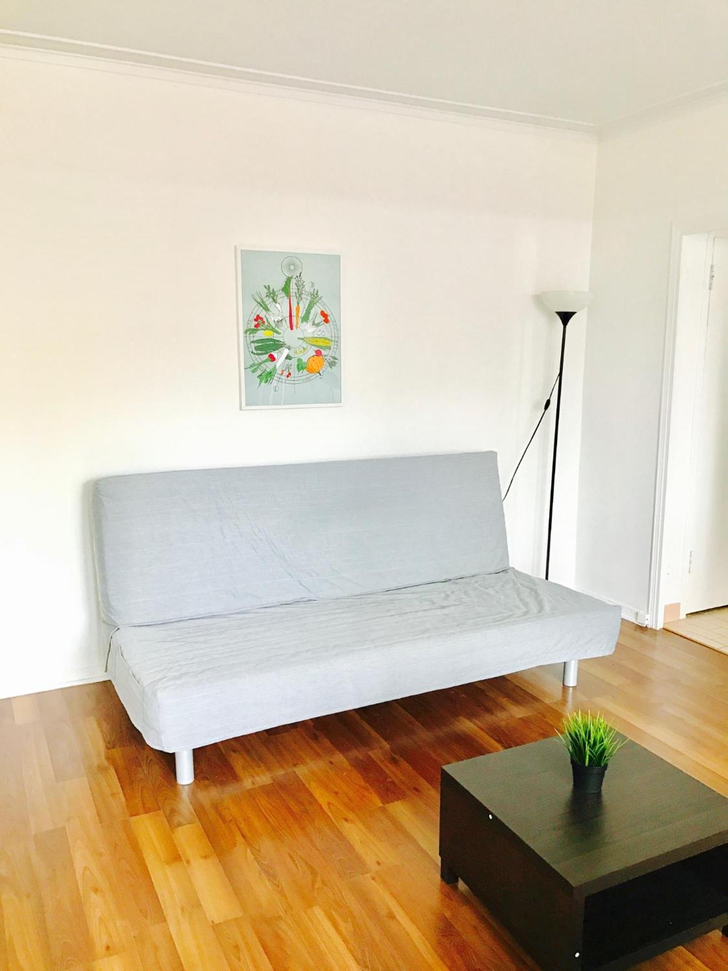 Stylish Apartment: Comfortable In The Golden Square Mile Montreal