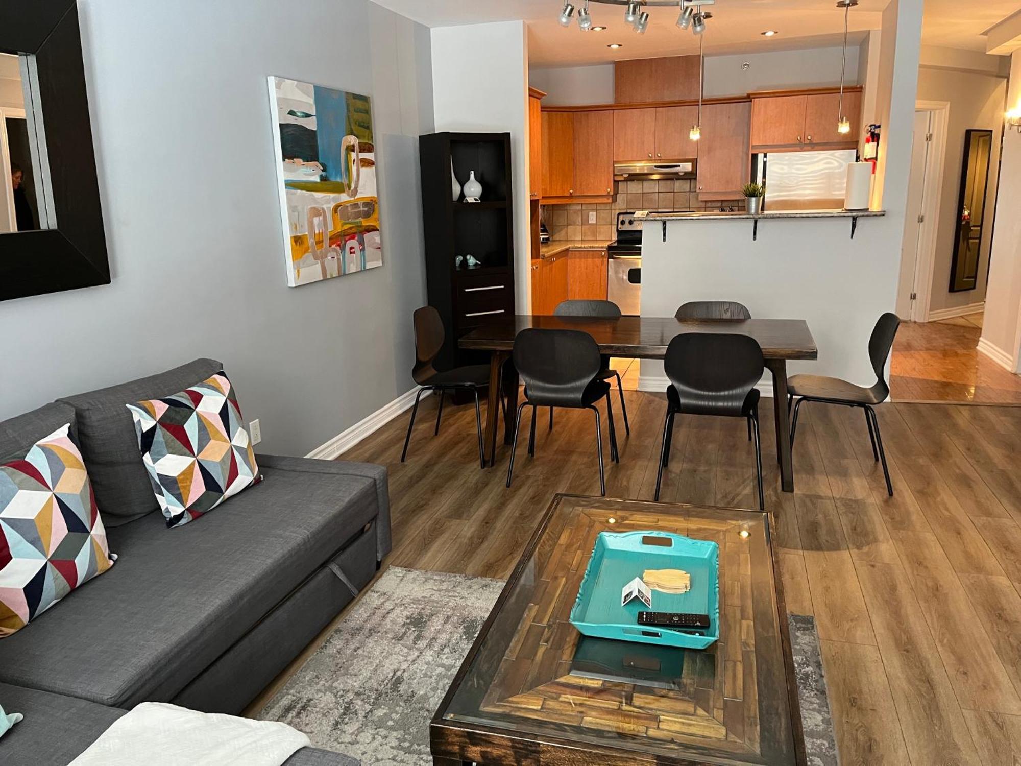 Aparthotelmontreal By Les Terrasses Saint Urbain 2225i2