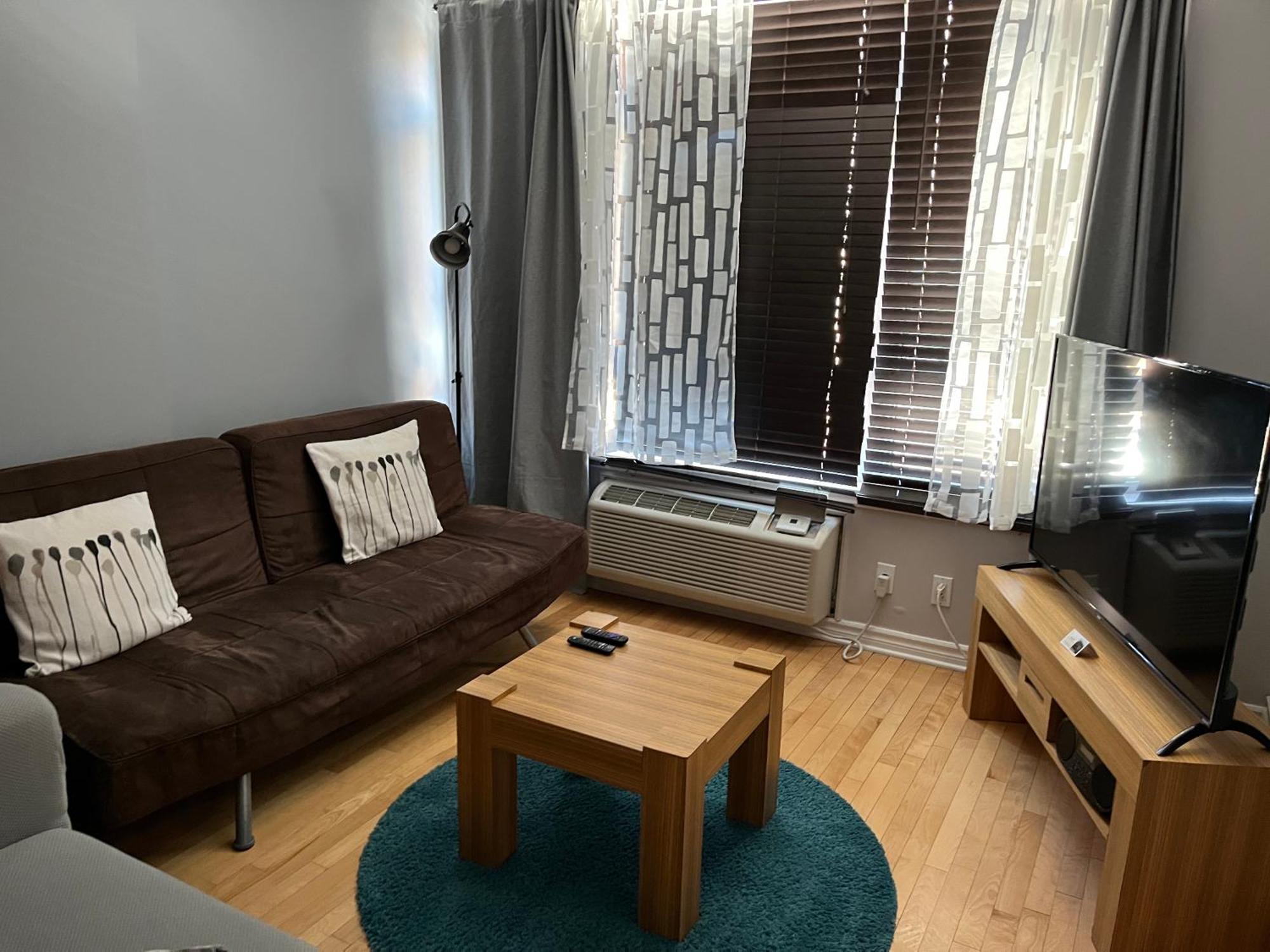 Aparthotelmontreal By Les Terrasses Saint Urbain 2225i2