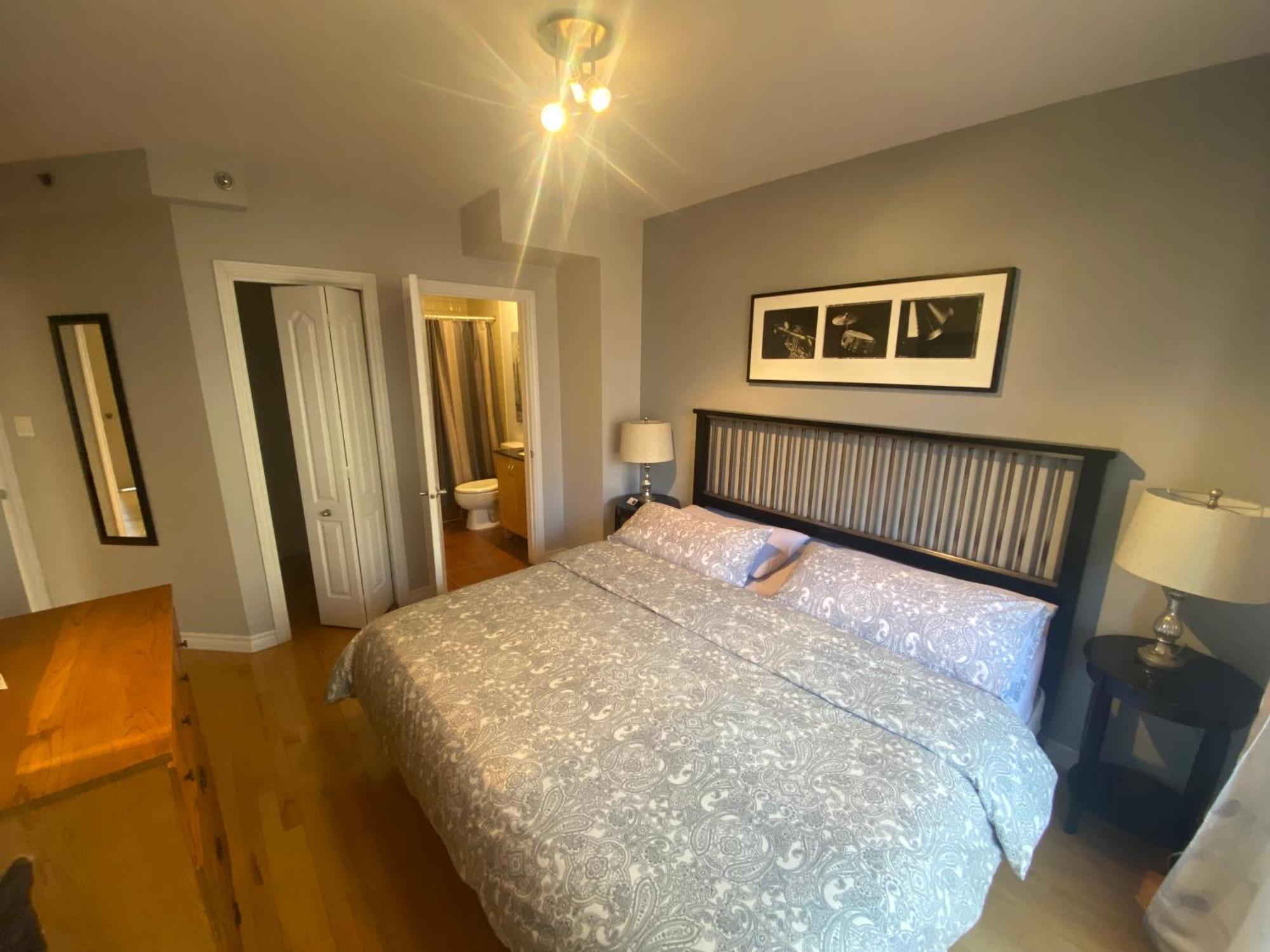Aparthotelmontreal By Les Terrasses Saint Urbain 2225i2