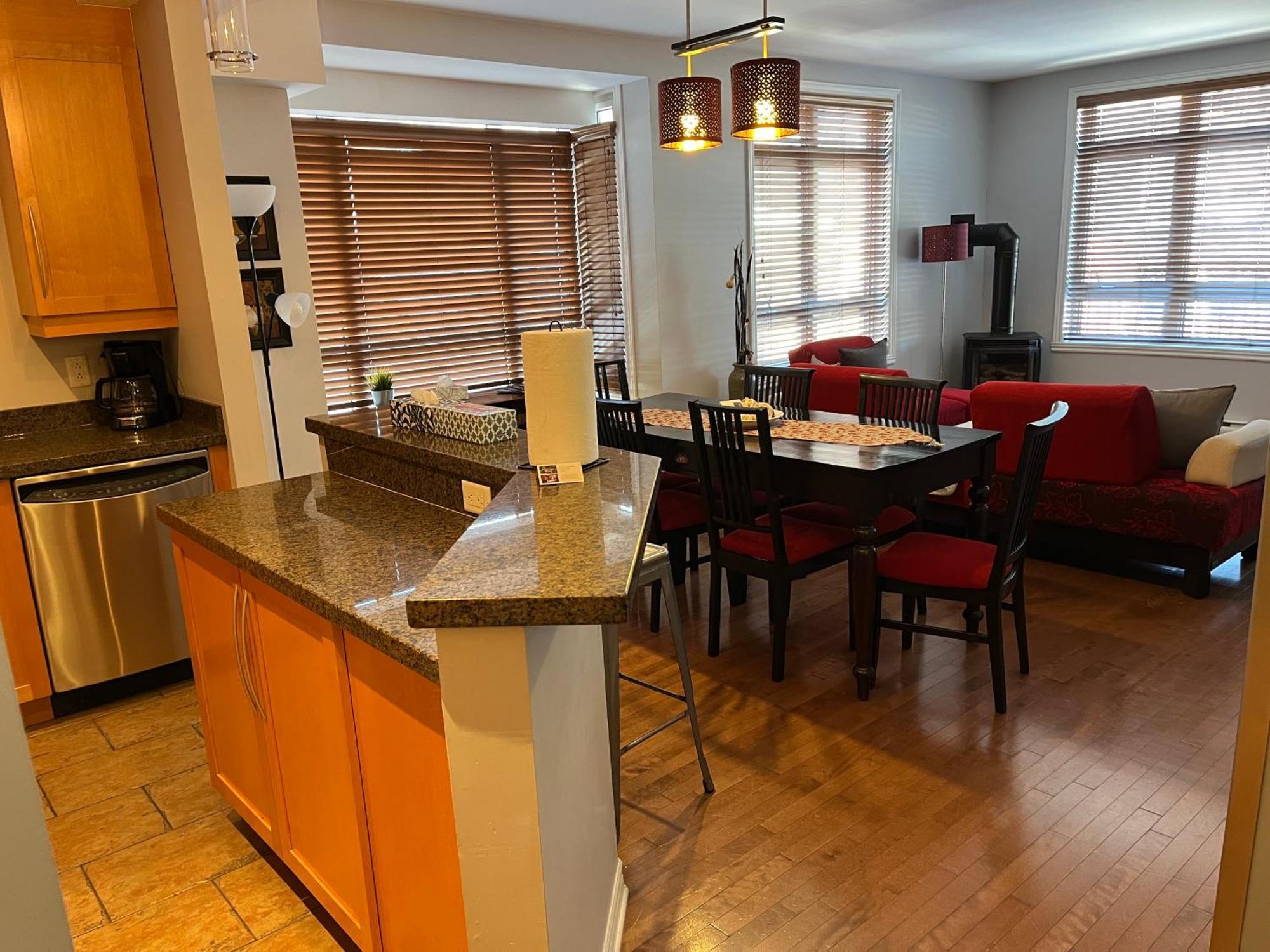 Apartment Aparthotelmontreal By Les Terrasses Saint Urbain 2225i2 4*