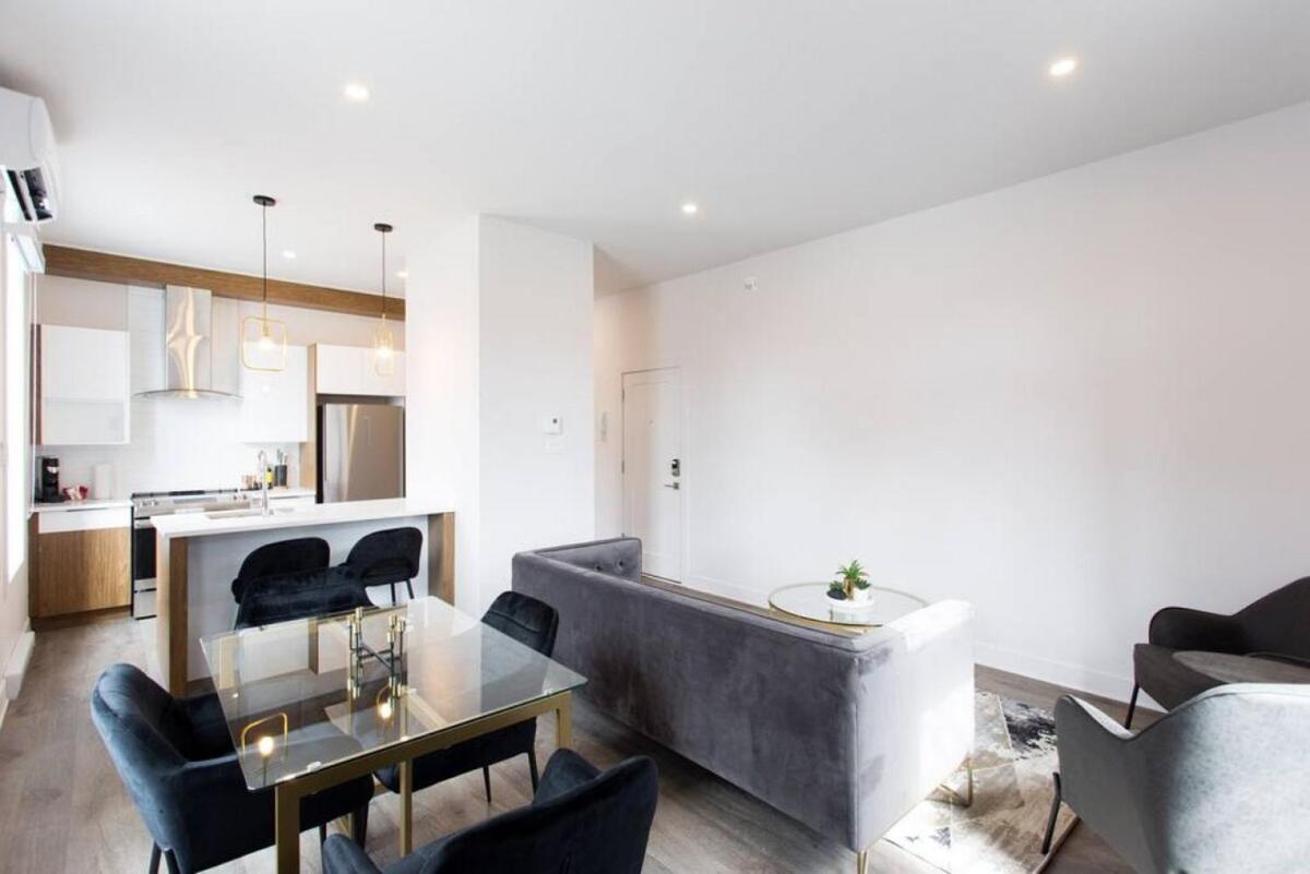 Fresh 1 Bdr In The Heart Of Mile End By Denstays Montreal