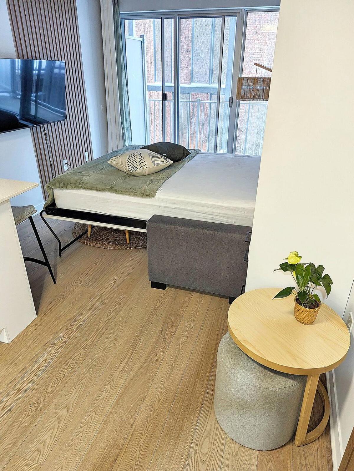 Chic - Centre Mtl Montreal