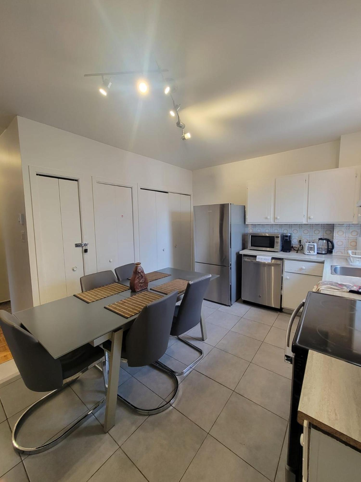 St Denis Family 4 Apartment