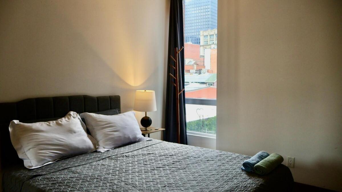 Old Port Apartment *