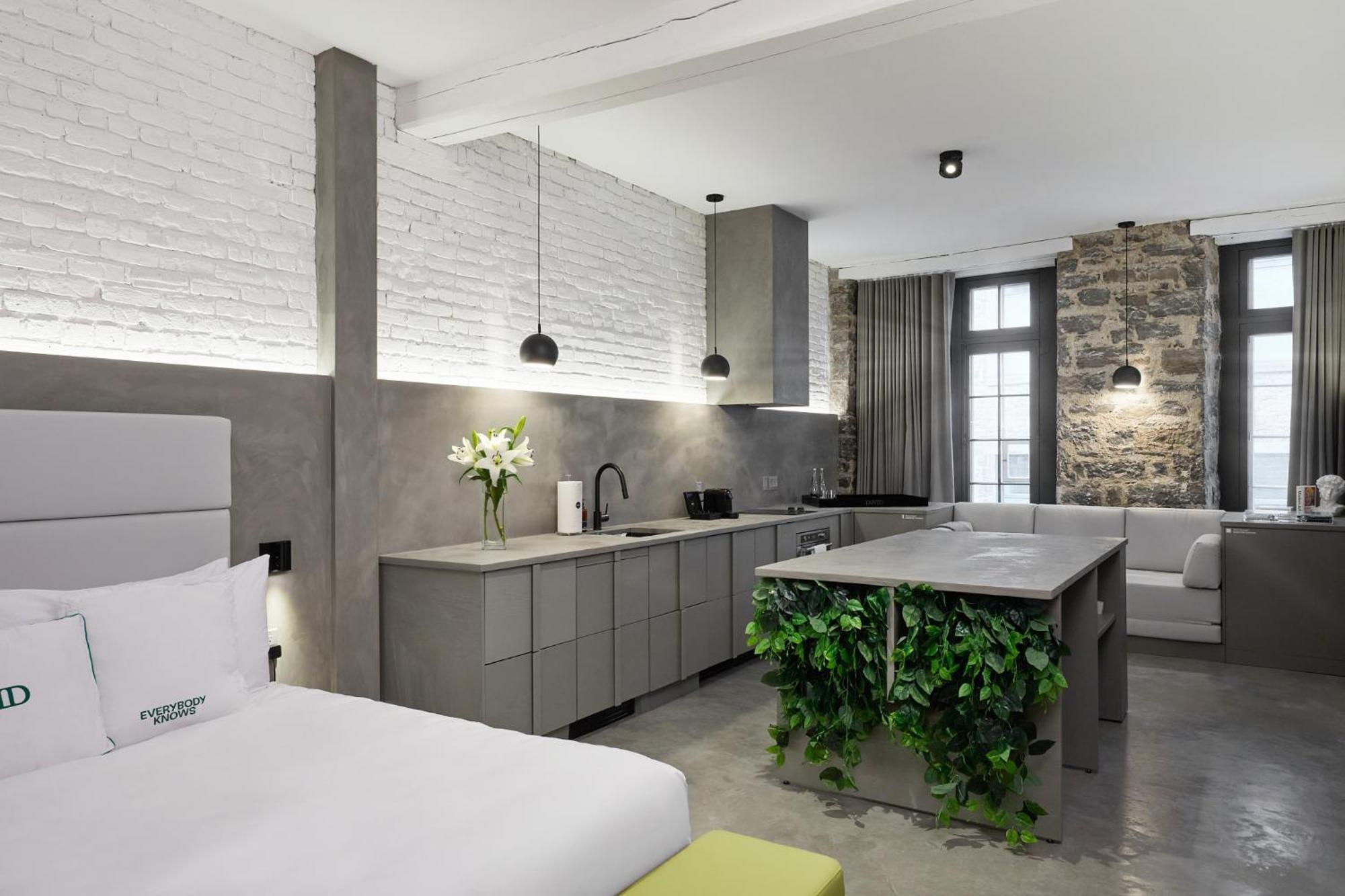 David Hotel