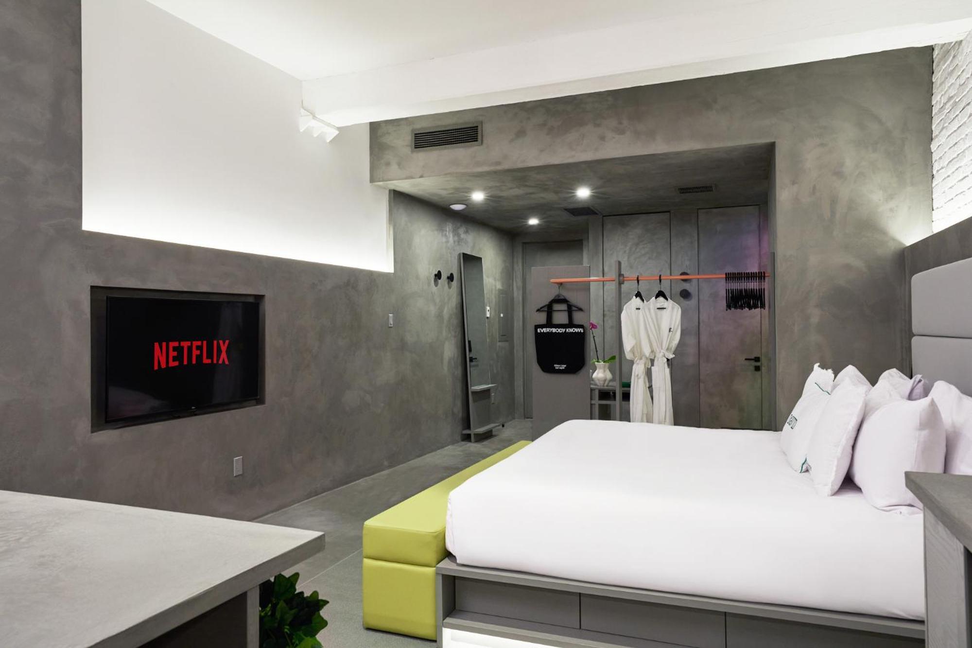 David Hotel