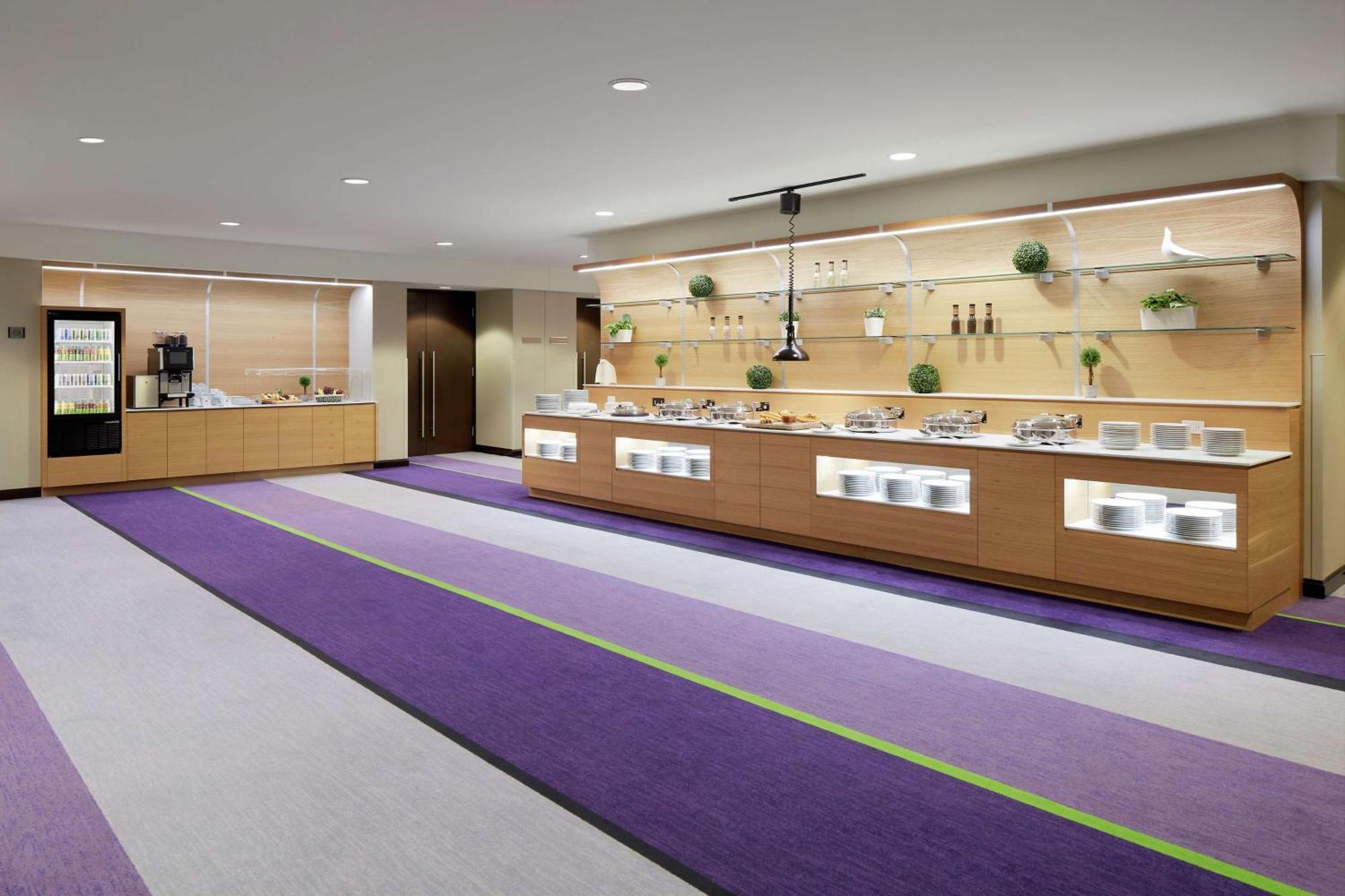 Doubletree By Hilton Hotel