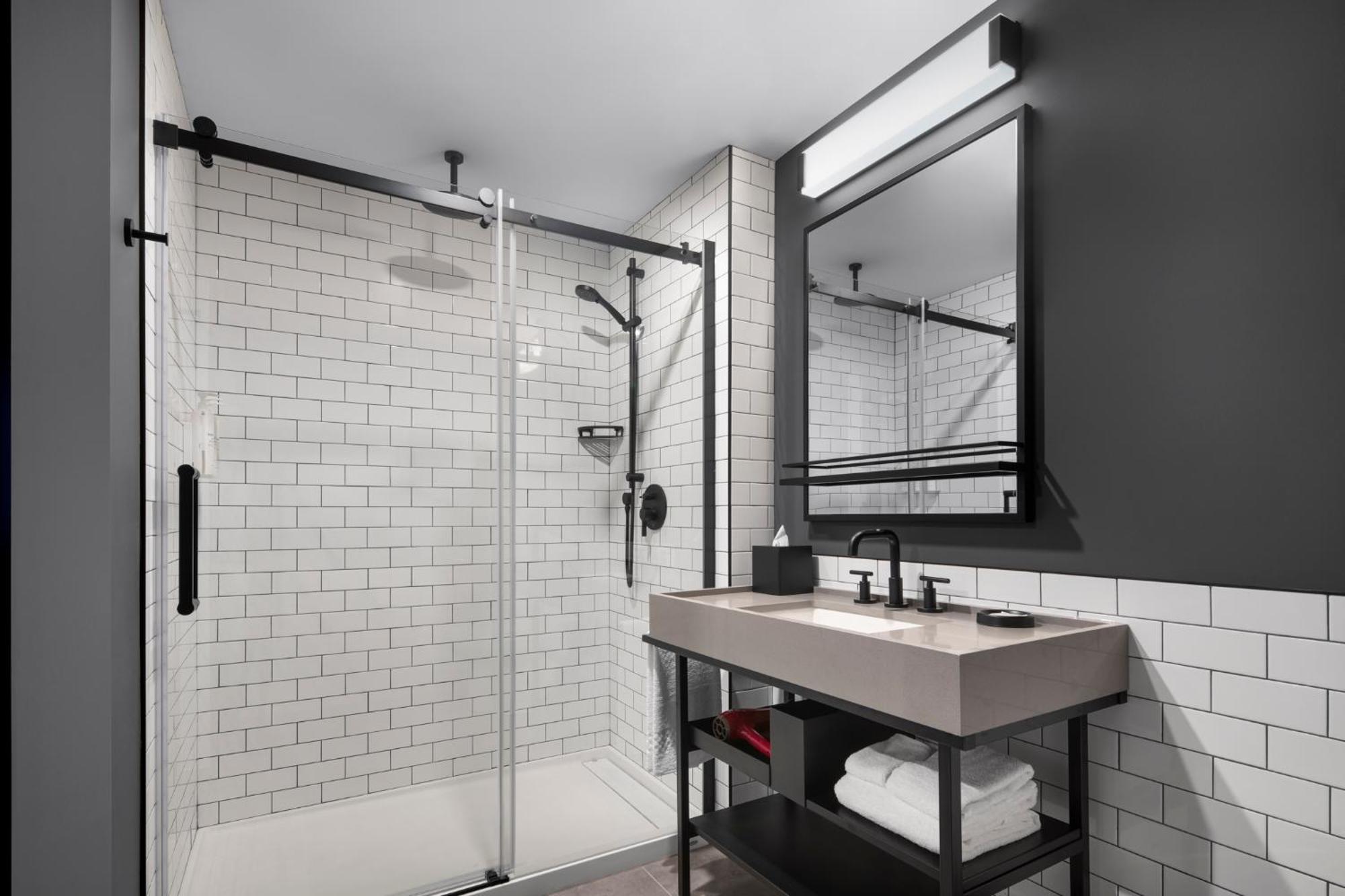 Moxy Downtown Montreal