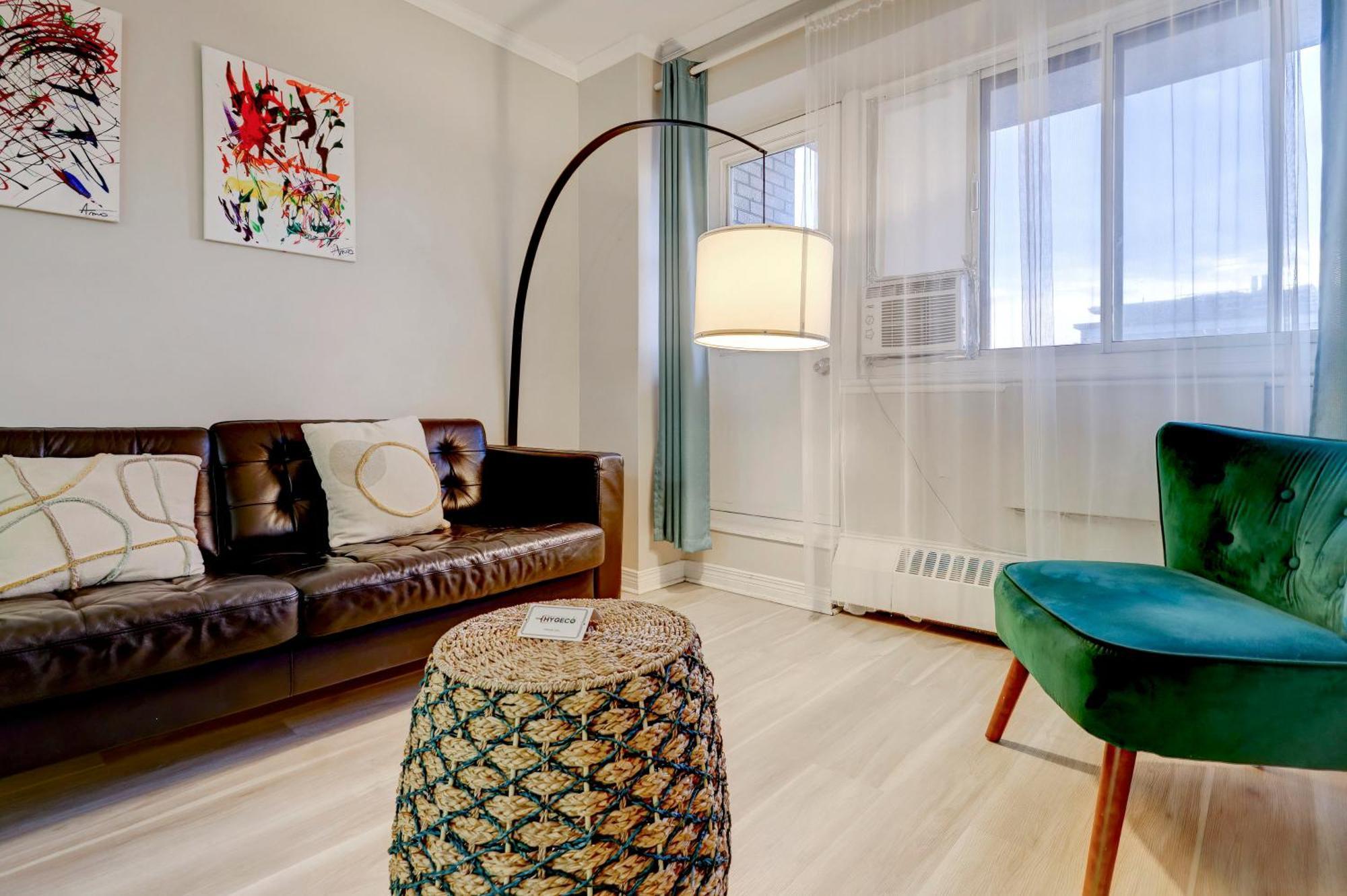 Apartment Great Unit In Downtown With Balcony And View Zm6 Montreal
