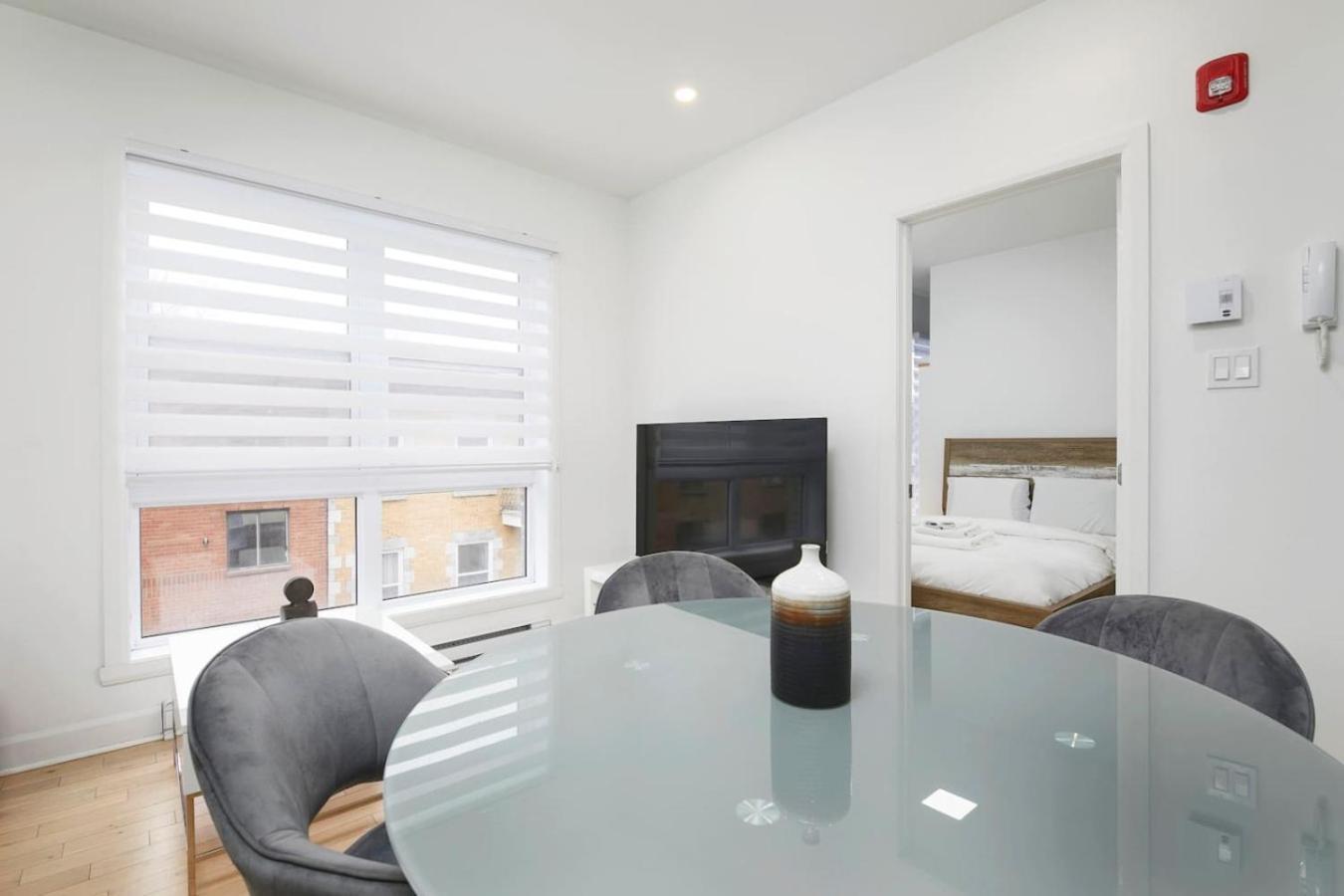 Outstanding 1br Village Downtown Mtl Zh5 Montreal