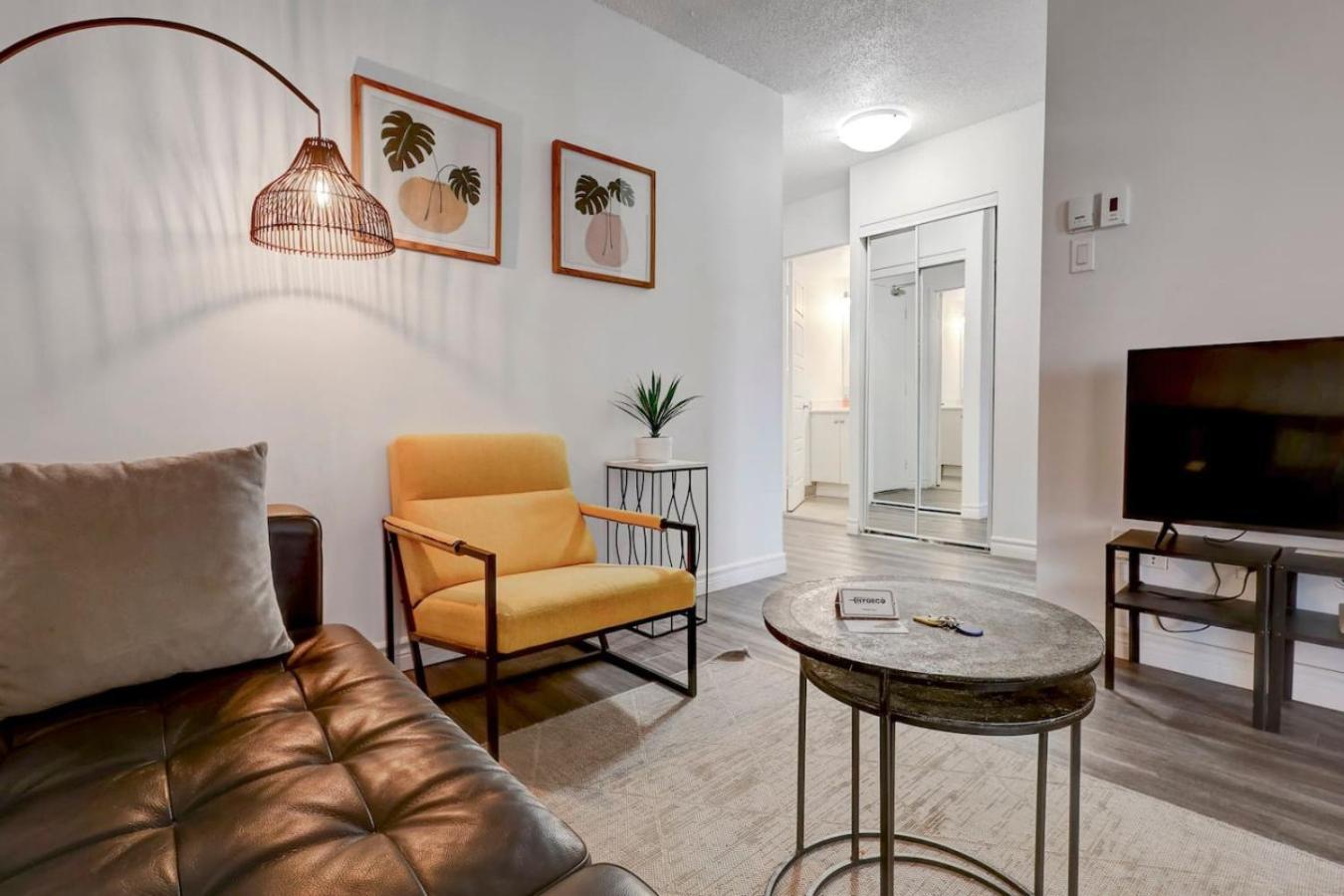 Cozy 1br On Rene-levesque Zn2 Apartment Montreal