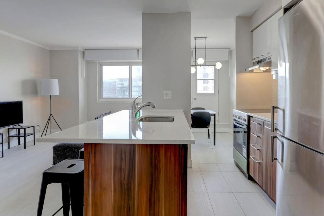 Cool 1-bedroom Zm2 *