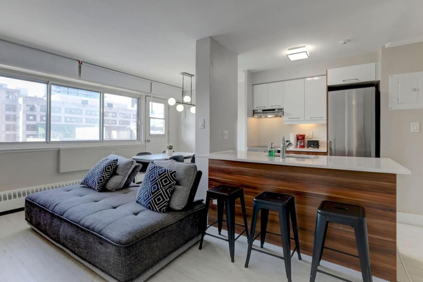 Cool 1-bedroom Zm2 Apartment
