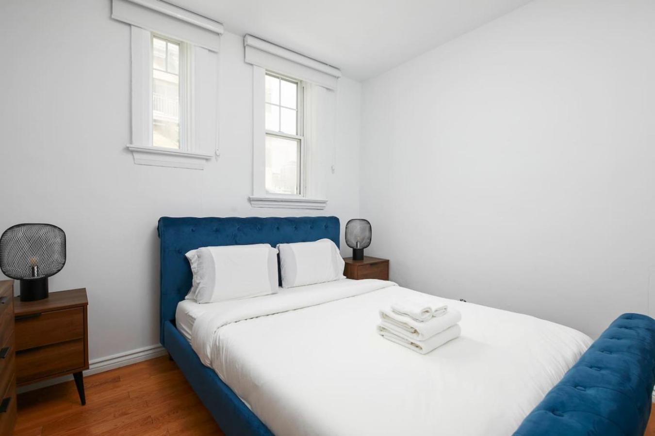 Prime Location Gorgeous 4br Downtown Mtl Zj2 *
