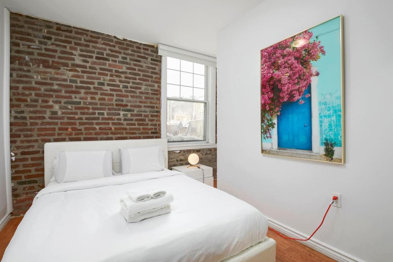 Prime Location Gorgeous 4br Downtown Mtl Zj2 Apartment *