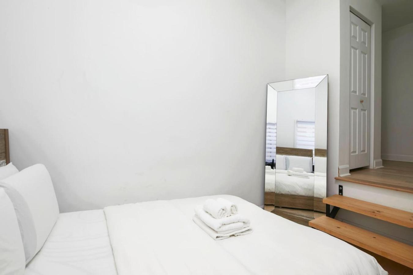 Delightful 2br In Village Downtown Zh1 *