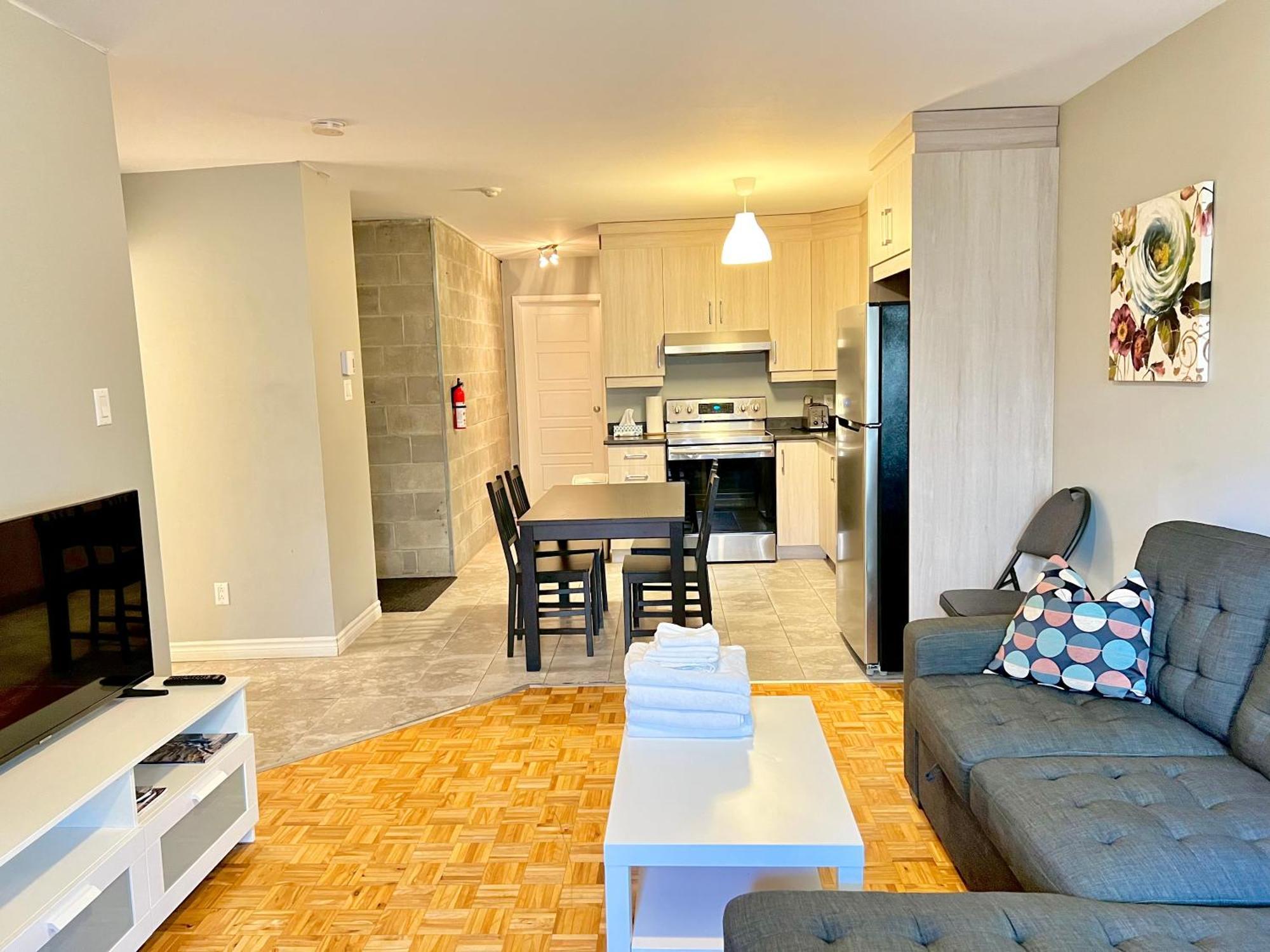St-denis Apartment *