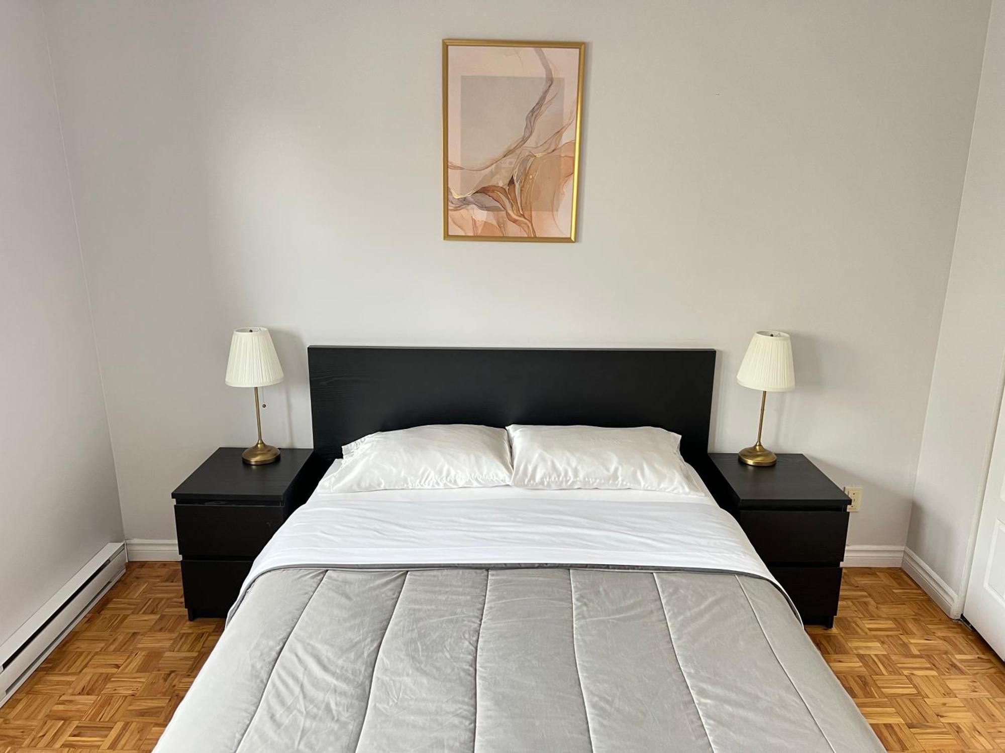 St-denis Apartment *