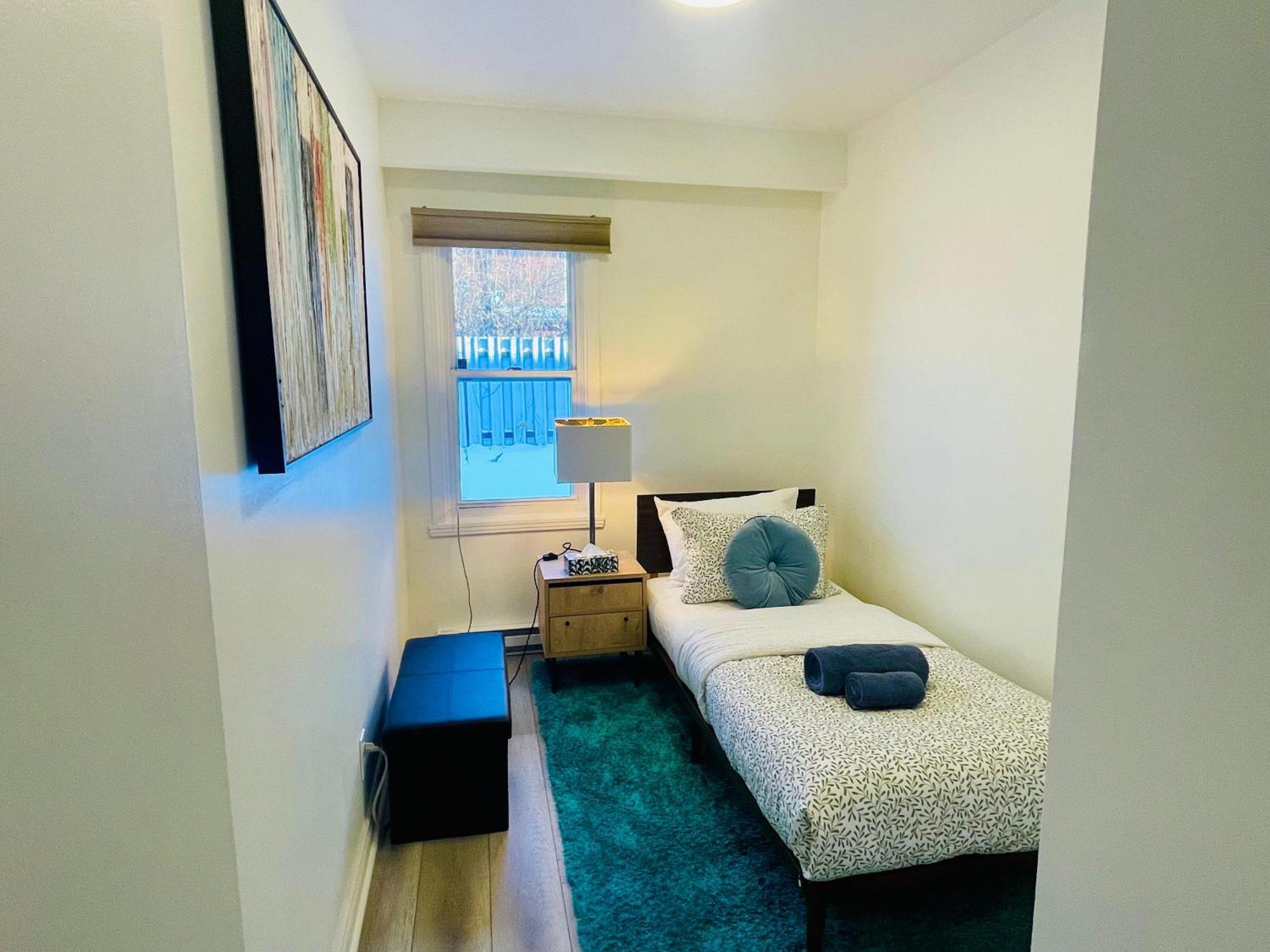 The Luxe Retreat Apartment Montreal