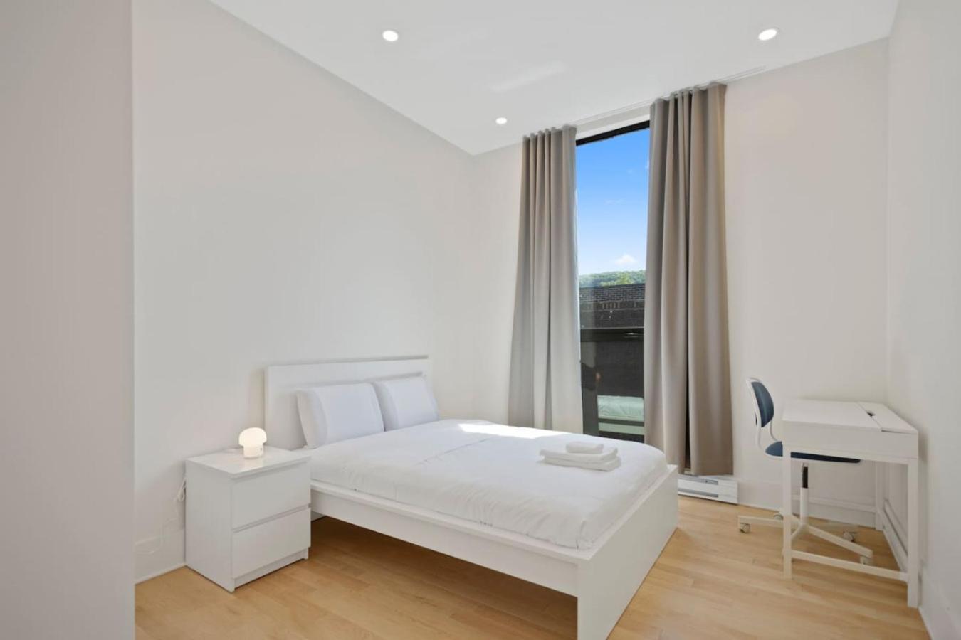 Amazing And Spacious 5br2b In Heart Of Plateau Apartment *