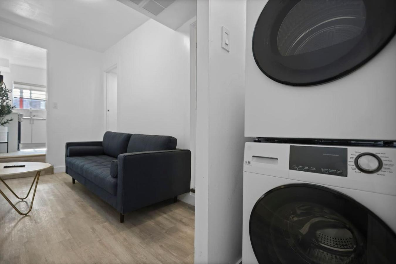 Spacious 3br In The Heart Of Village Zp1 *