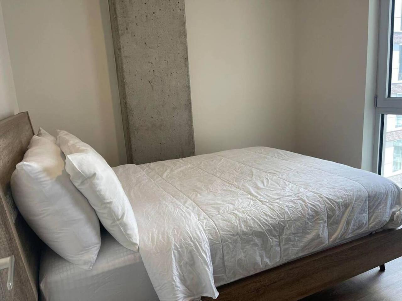 Modern 1br In Downtown Zw1 Apartment Montreal