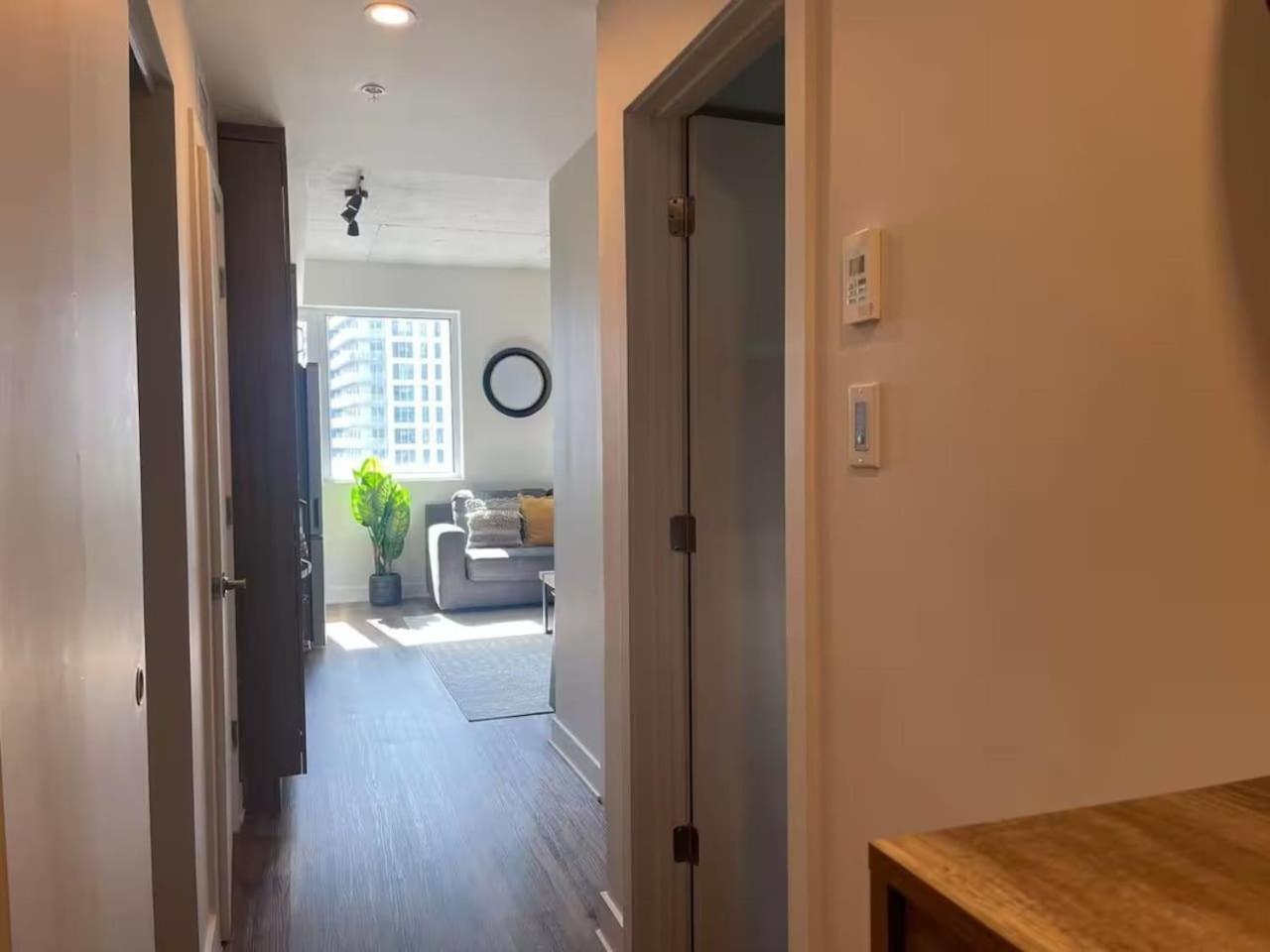 Modern 1br In Downtown Zw1