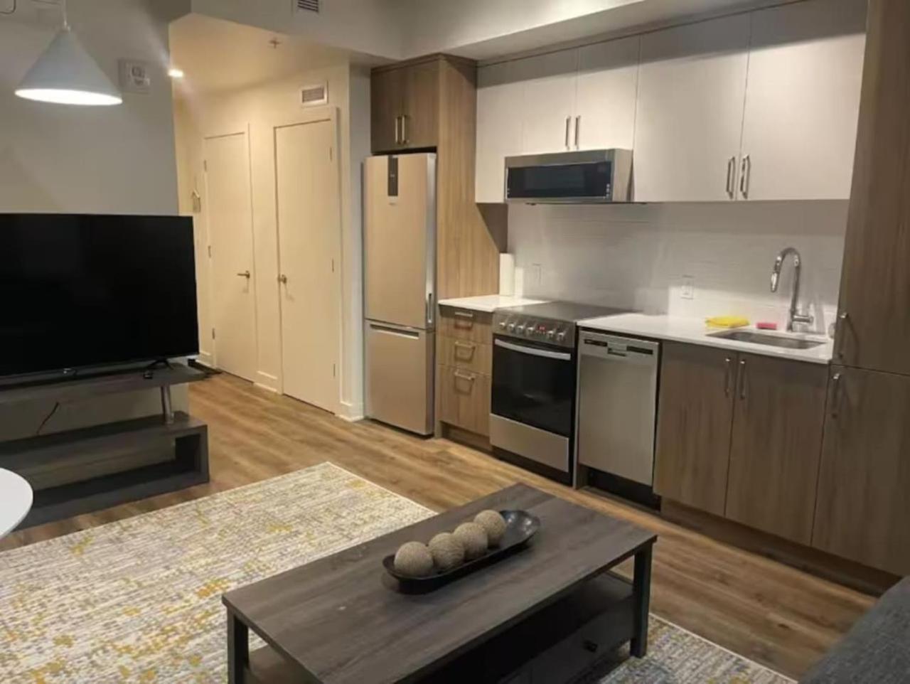 Cute 1bdr In Ste-catherine - Mtl Live Spot Zw0 Apartment Montreal