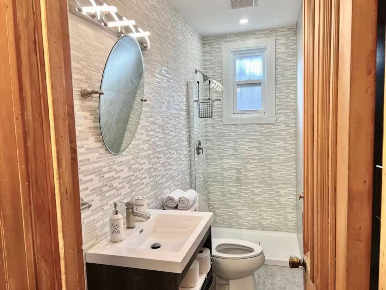 3bdr Penthouse, Rooftop And Bbq In Crescent Zz5 Apartment Montreal