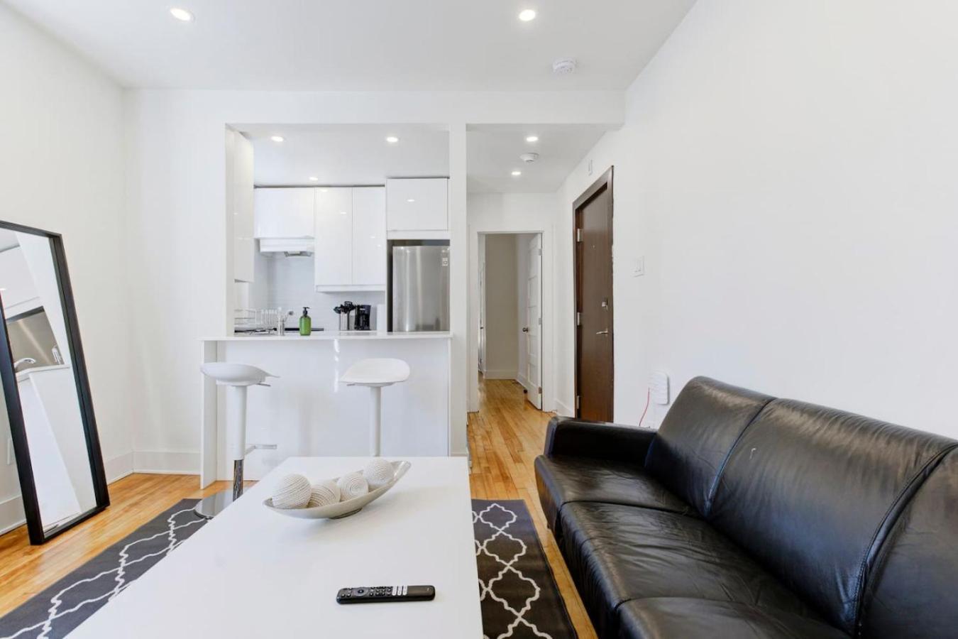 Downtown Hideaway Peaceful And Trendy Zd4 Apartment