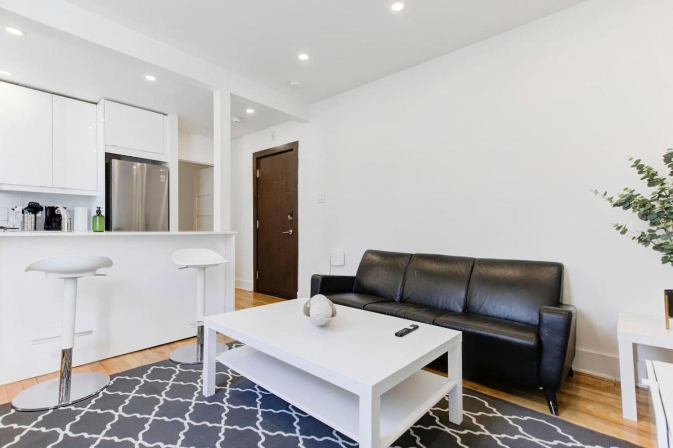 Downtown Hideaway Peaceful And Trendy Zd4 * Montreal
