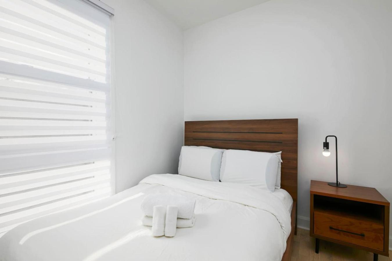 Contemporary 2br Retreat In Mtl Village Zh4 * Montreal