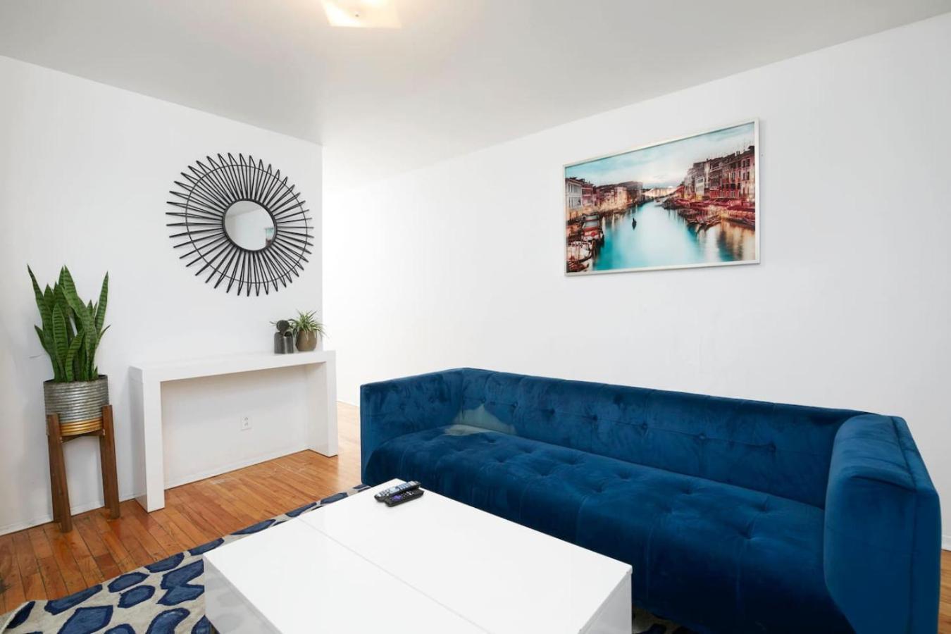 Stunning 2b In Plateau Mont-royal Zb6 Apartment *