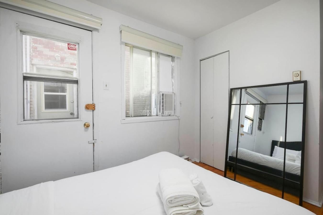 Apartment Stunning 2b In Plateau Mont-royal Zb6 *