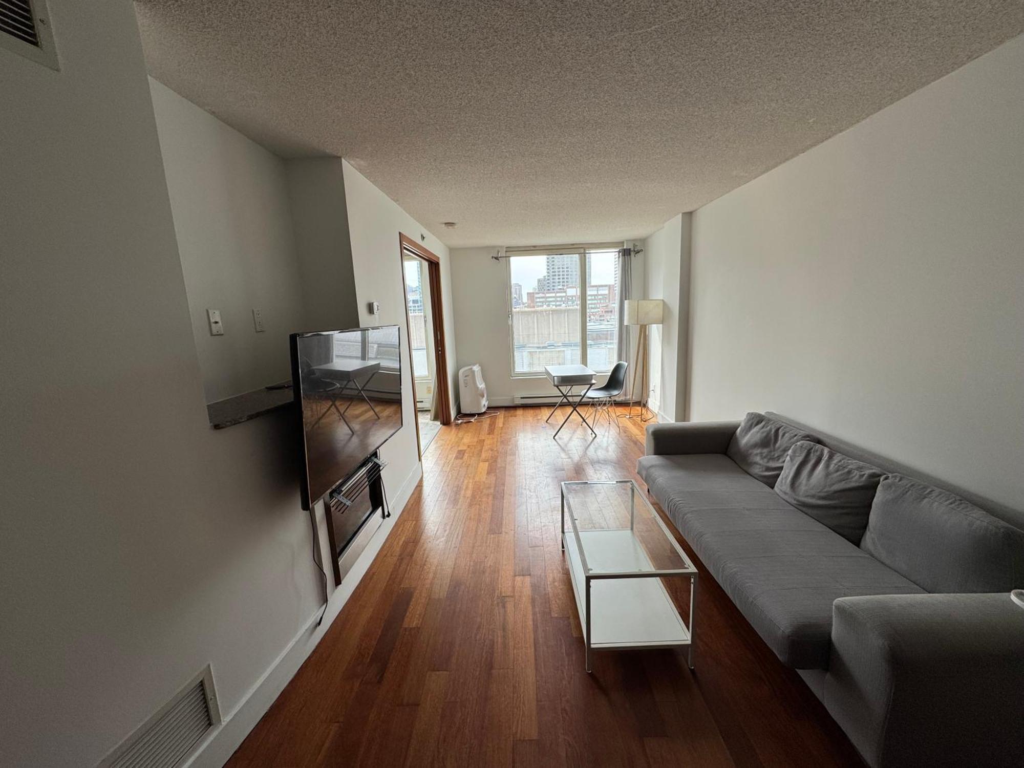 Cozy 1 Bedroom In The Heart Of Old Port *