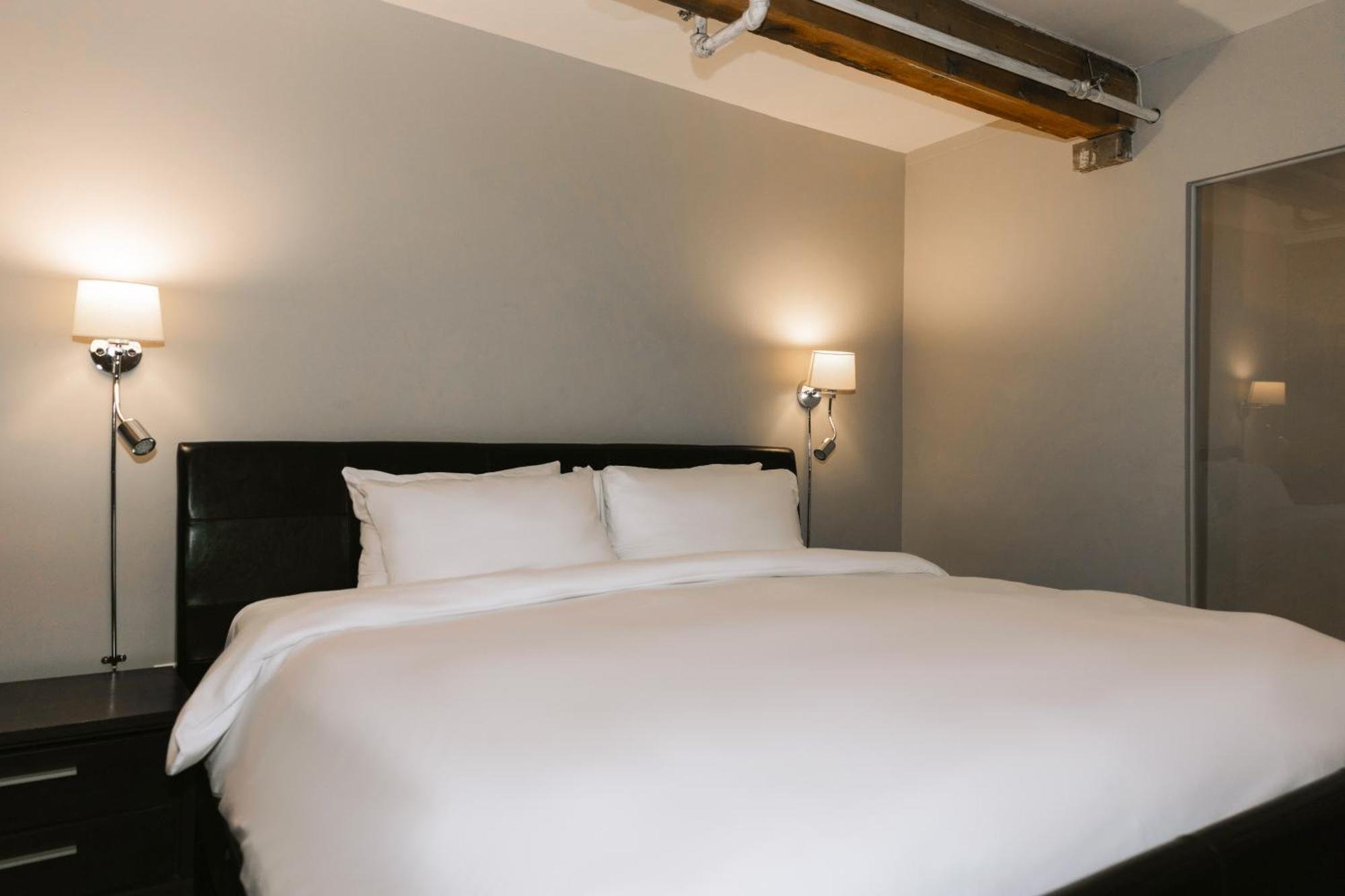 Lofts Du Vieux-port By Gray Collection Montreal