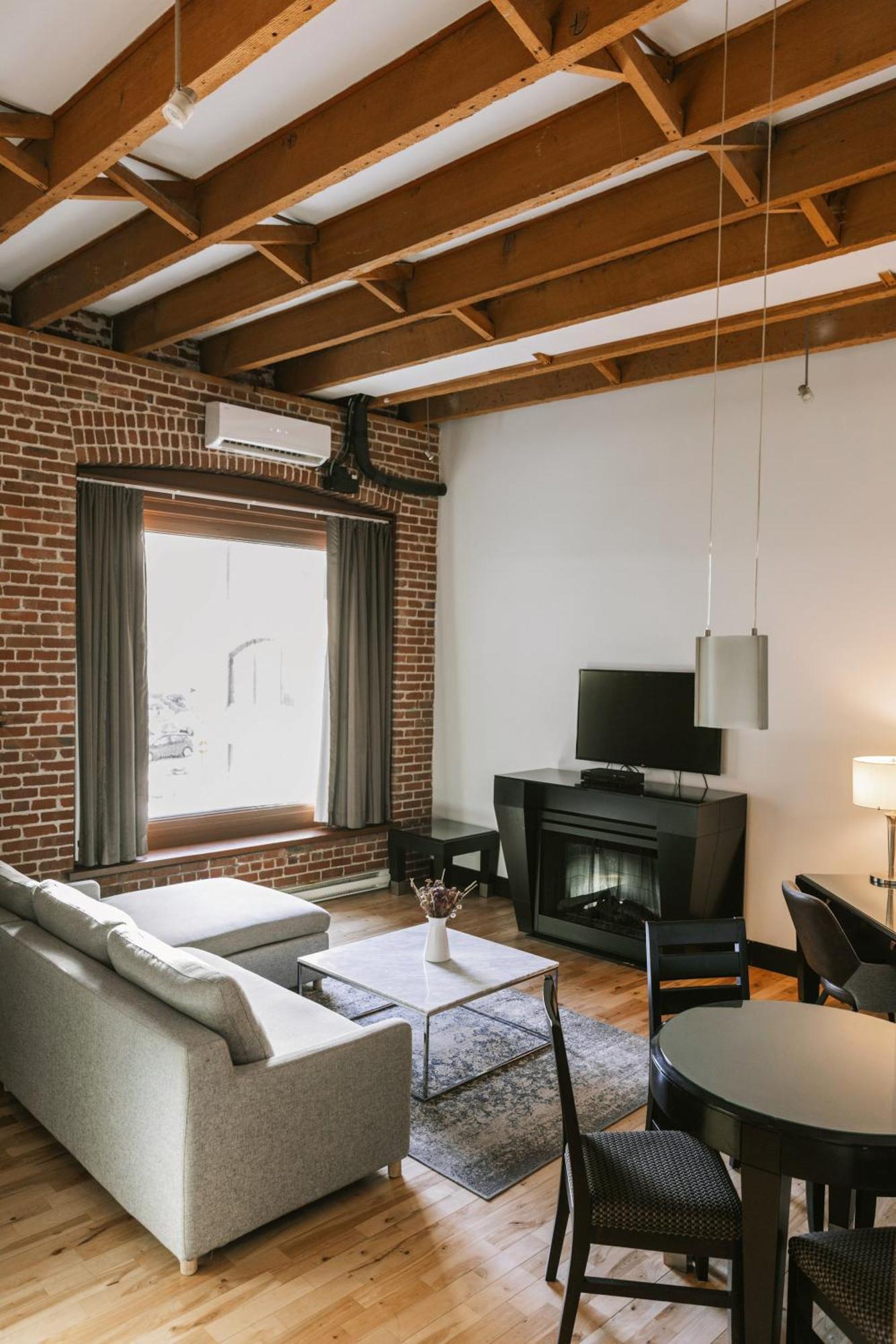 Lofts Du Vieux-port By Gray Collection Montreal
