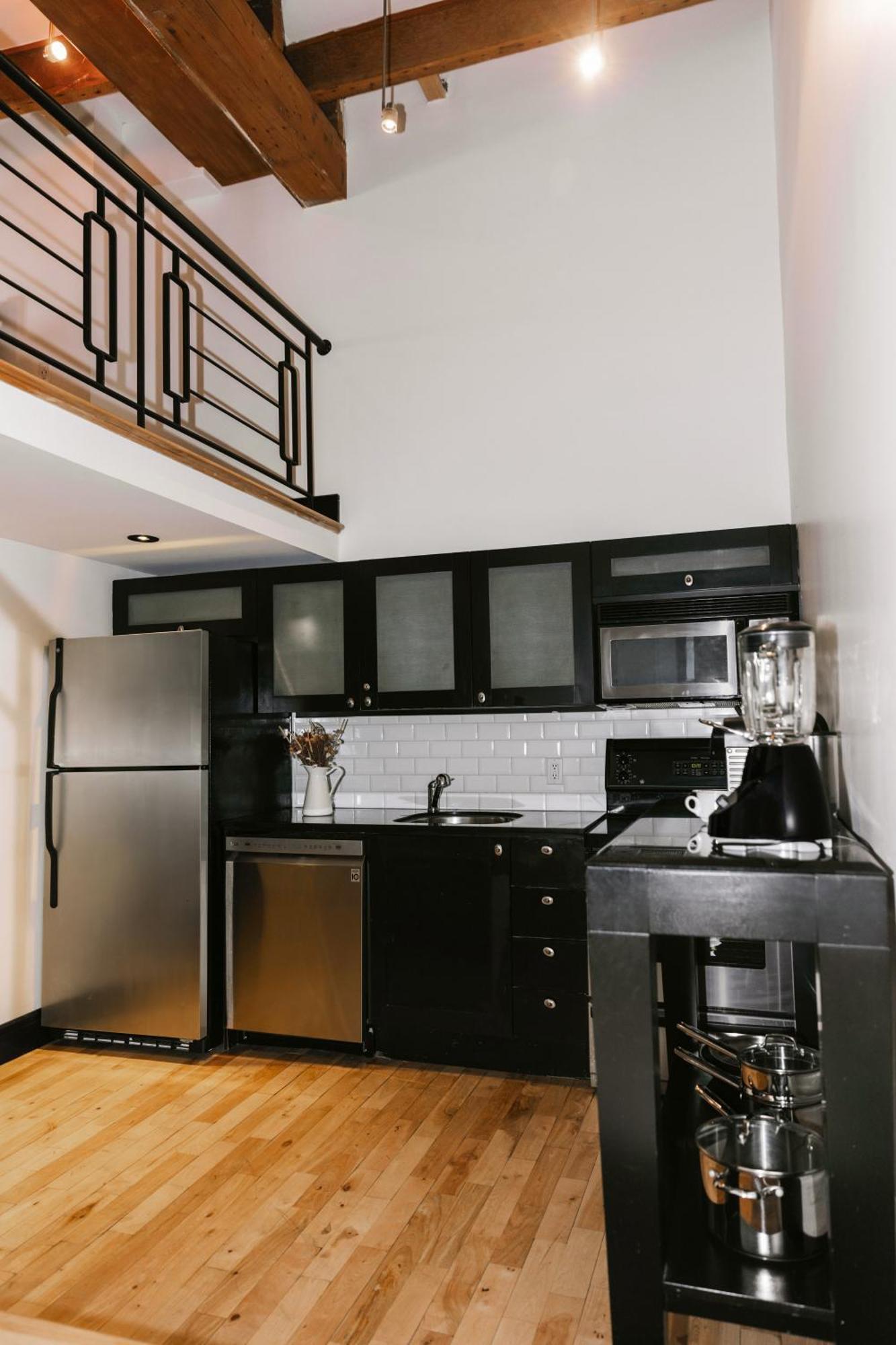 Lofts Du Vieux-port By Gray Collection