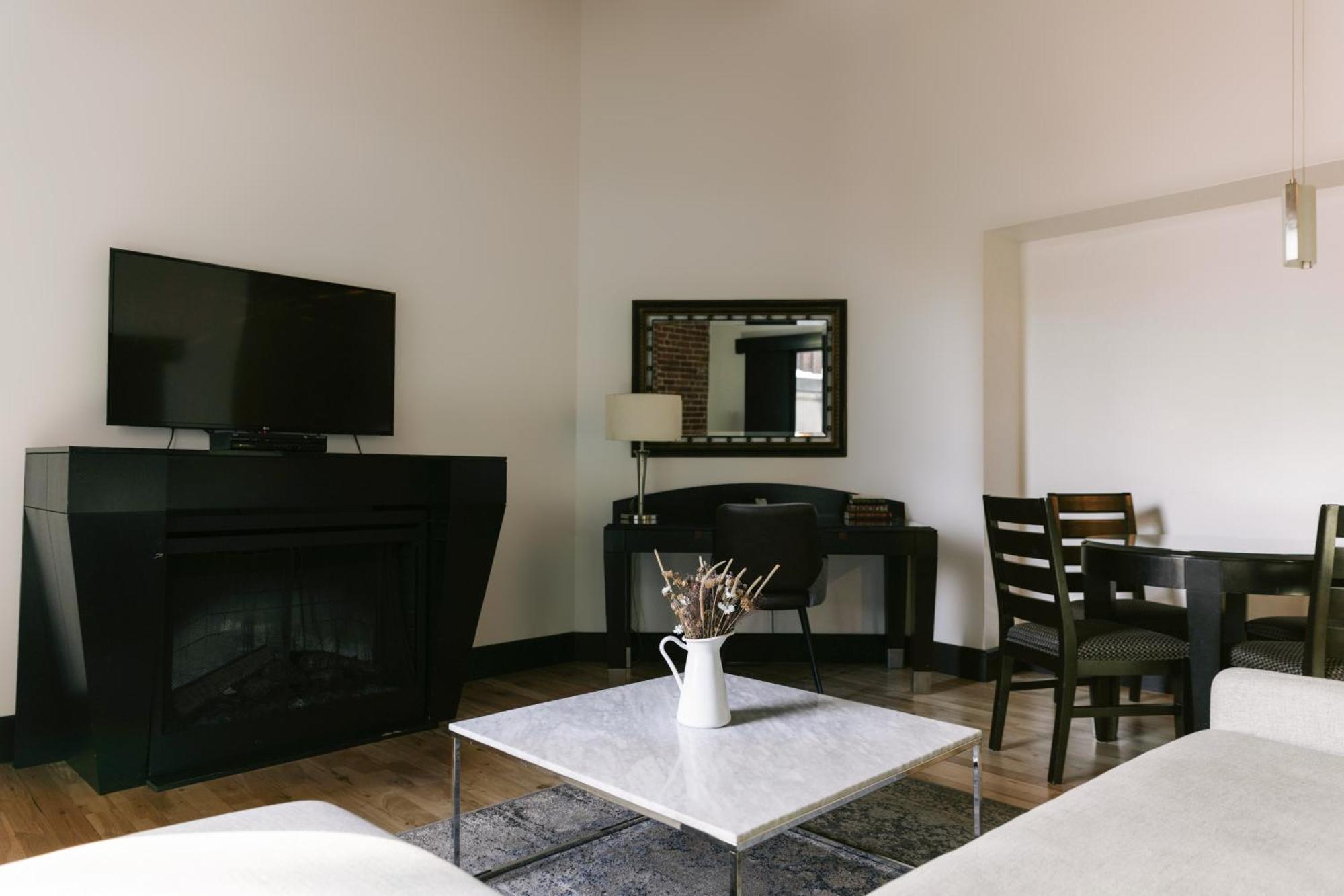 Lofts Du Vieux-port By Gray Collection 4*