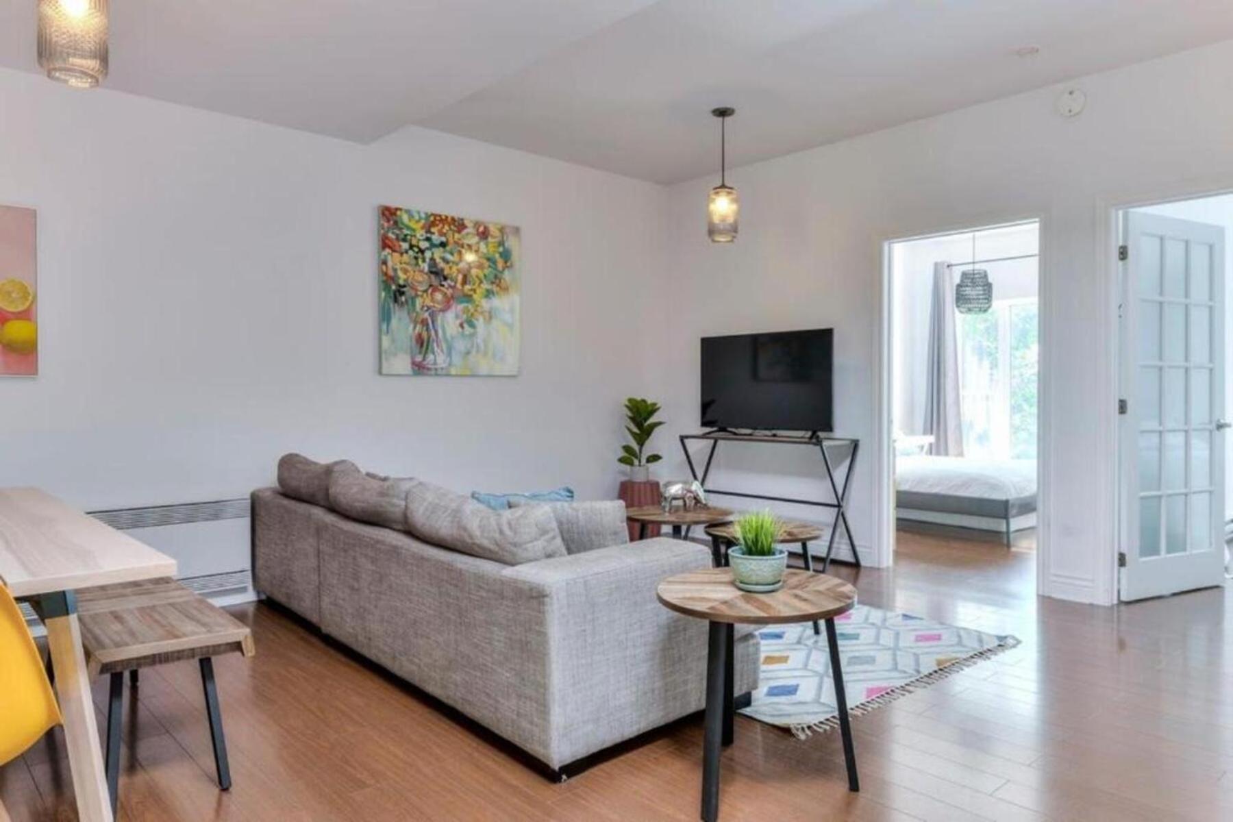 Spacious Group Haven Near Trendy St Laurent *