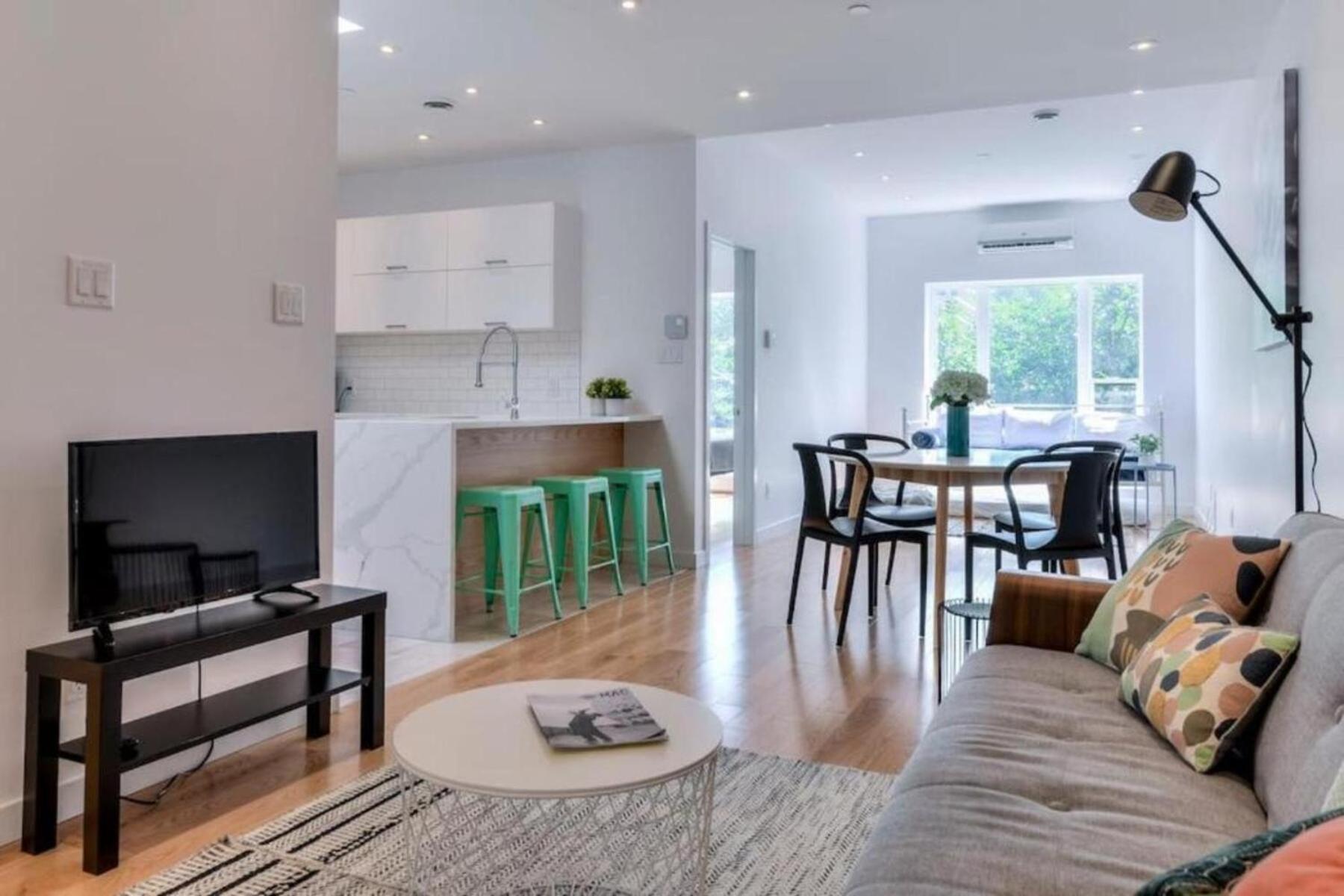 Spacious Group Haven Near Trendy St Laurent